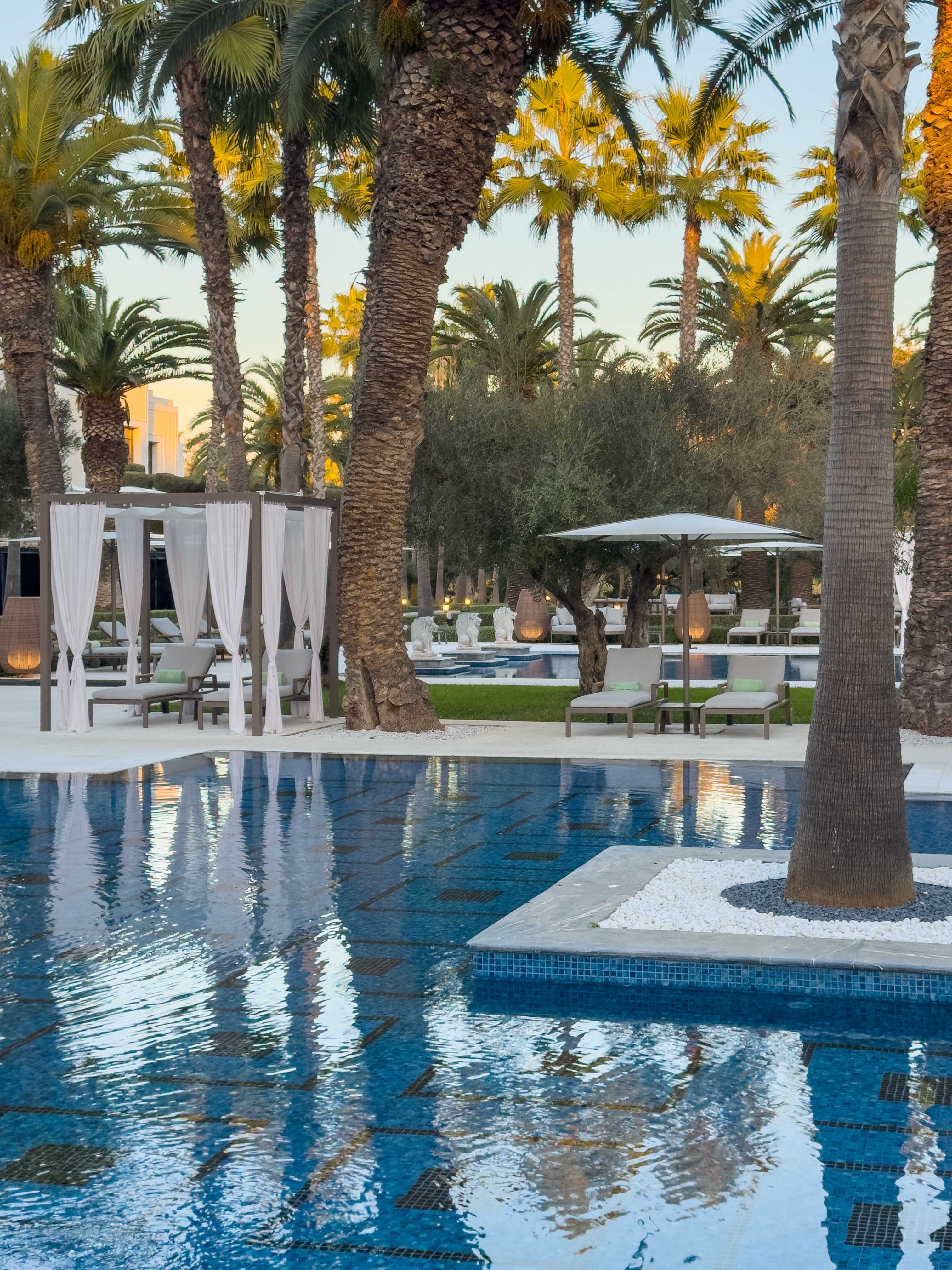 ׷Ħ˼, ˹ķ The Ritz-Carlton Rabat, Dar Es Salam