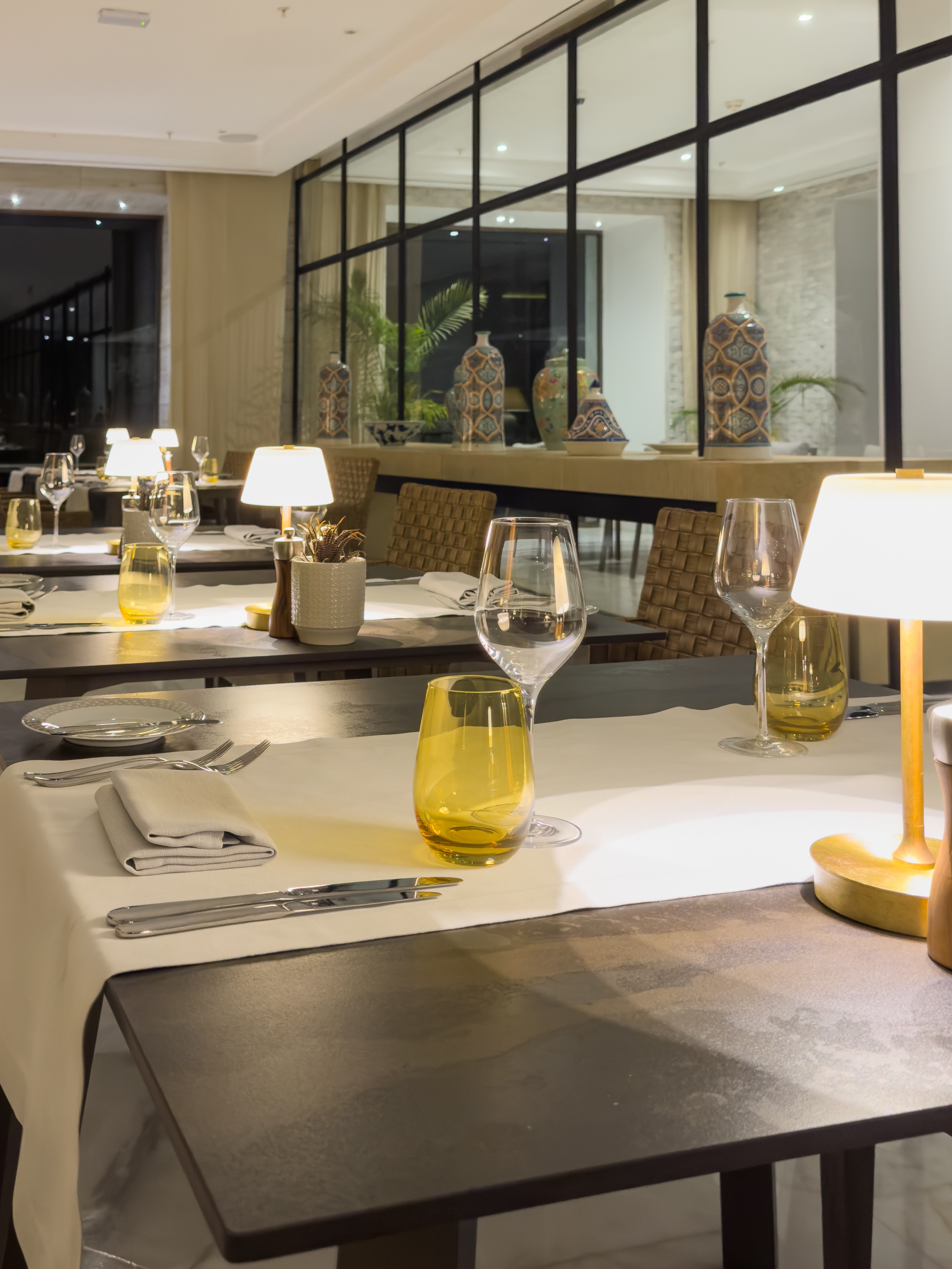 ׷Ħ˼, ˹ķ The Ritz-Carlton Rabat, Dar Es Salam
