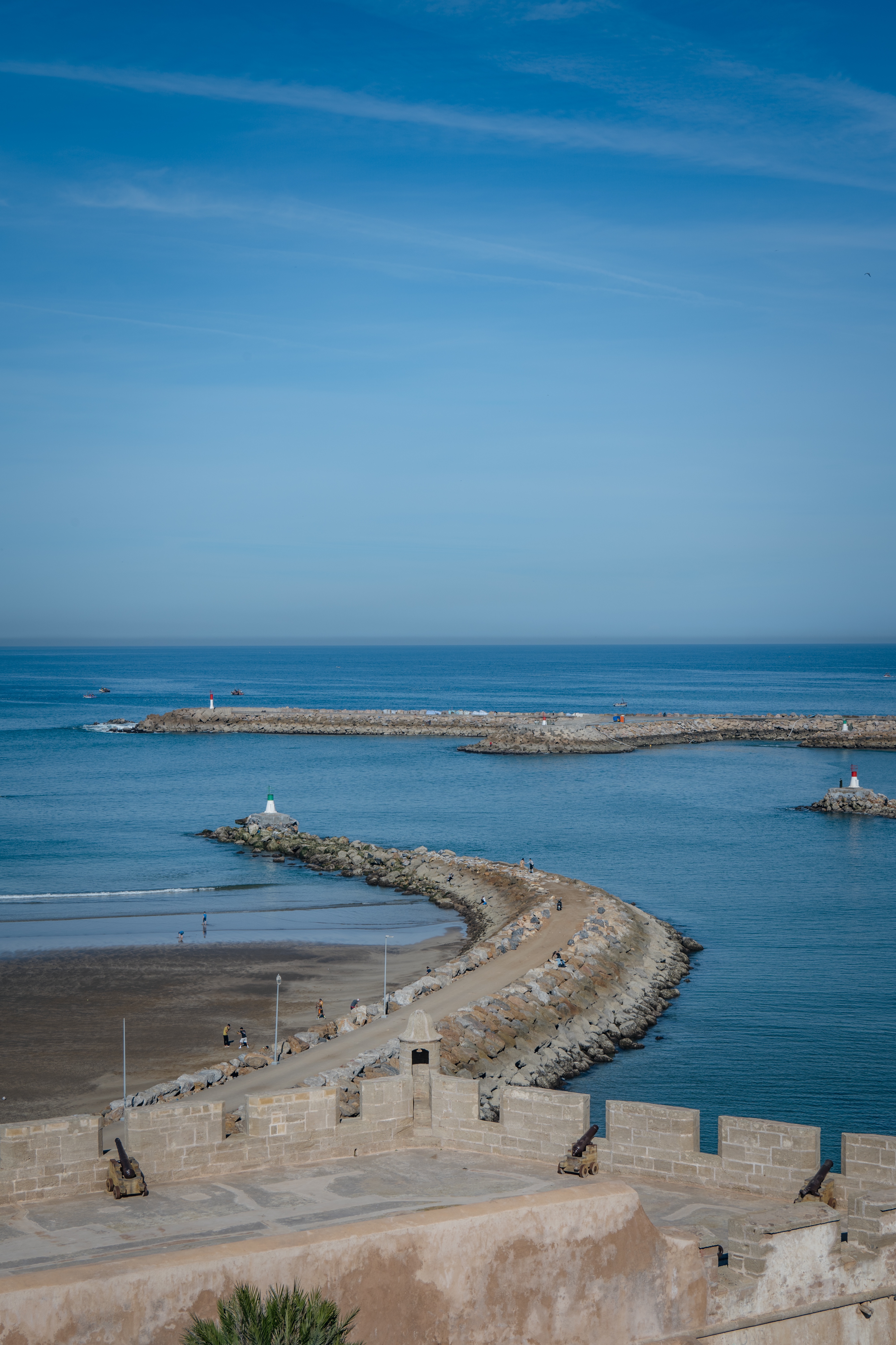 ׷Ħ˼, ˹ķ The Ritz-Carlton Rabat, Dar Es Salam