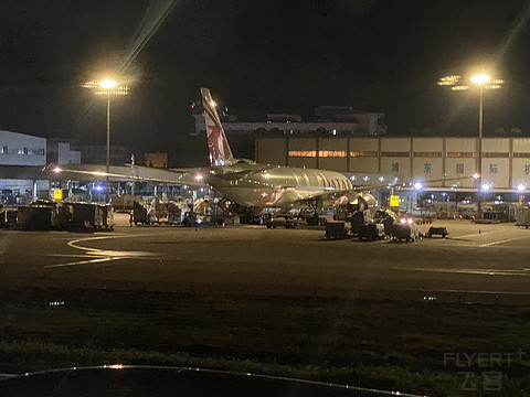 #双倍奖励迎新年# 首次搭乘777-200LR之卡塔尔航空QR871 PVG-DOH经济舱体验