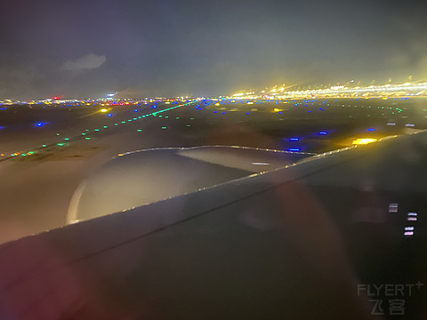 #双倍奖励迎新年# 首次搭乘777-200LR之卡塔尔航空QR871 PVG-DOH经济舱体验