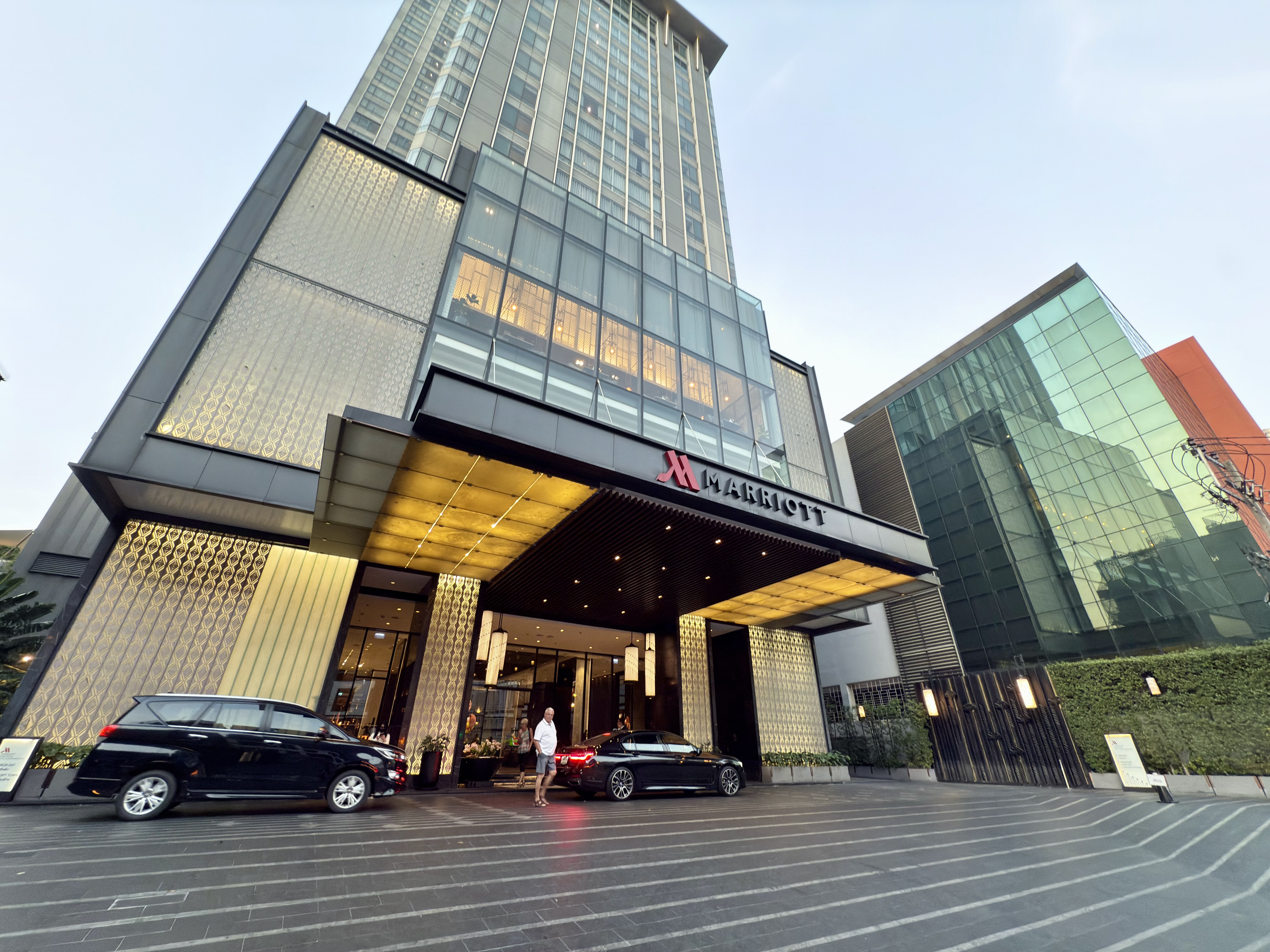 [FANG] Bangkok Marriott Hotel The Surawongse | Ƶ