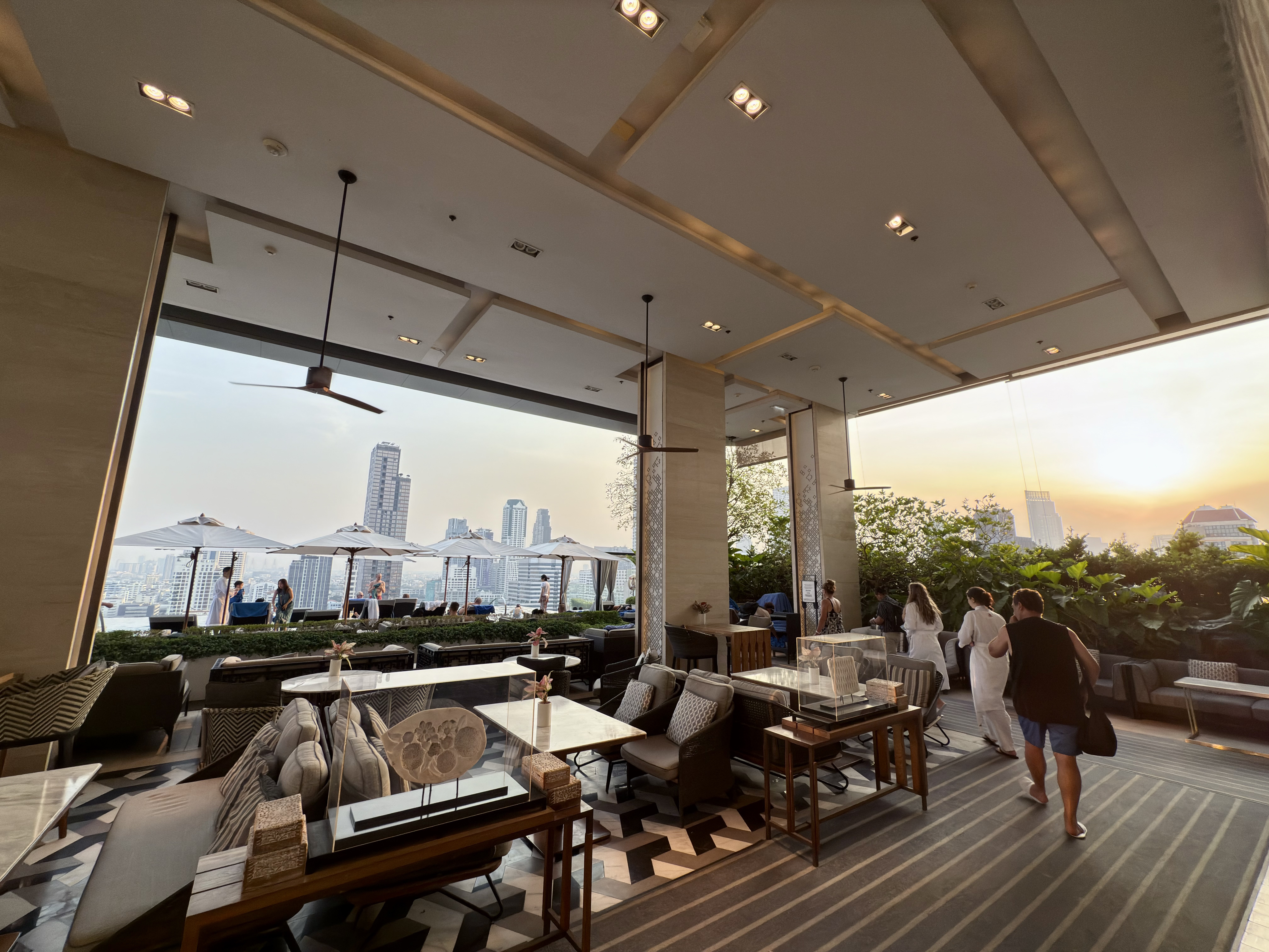 [FANG] Bangkok Marriott Hotel The Surawongse | Ƶ