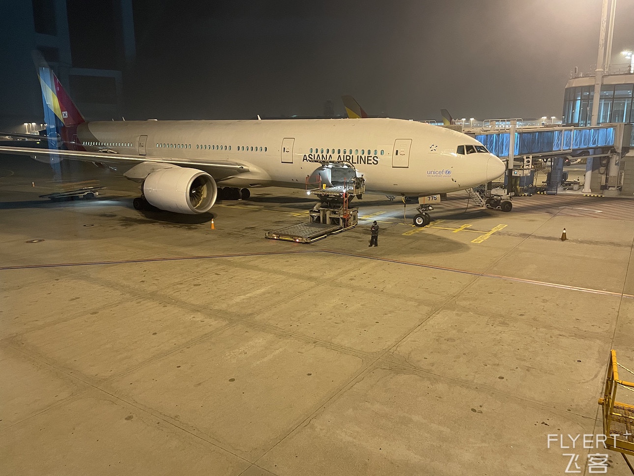 ȫ׷»ͣɽ-׶ʴ OZ360 B777-200ER