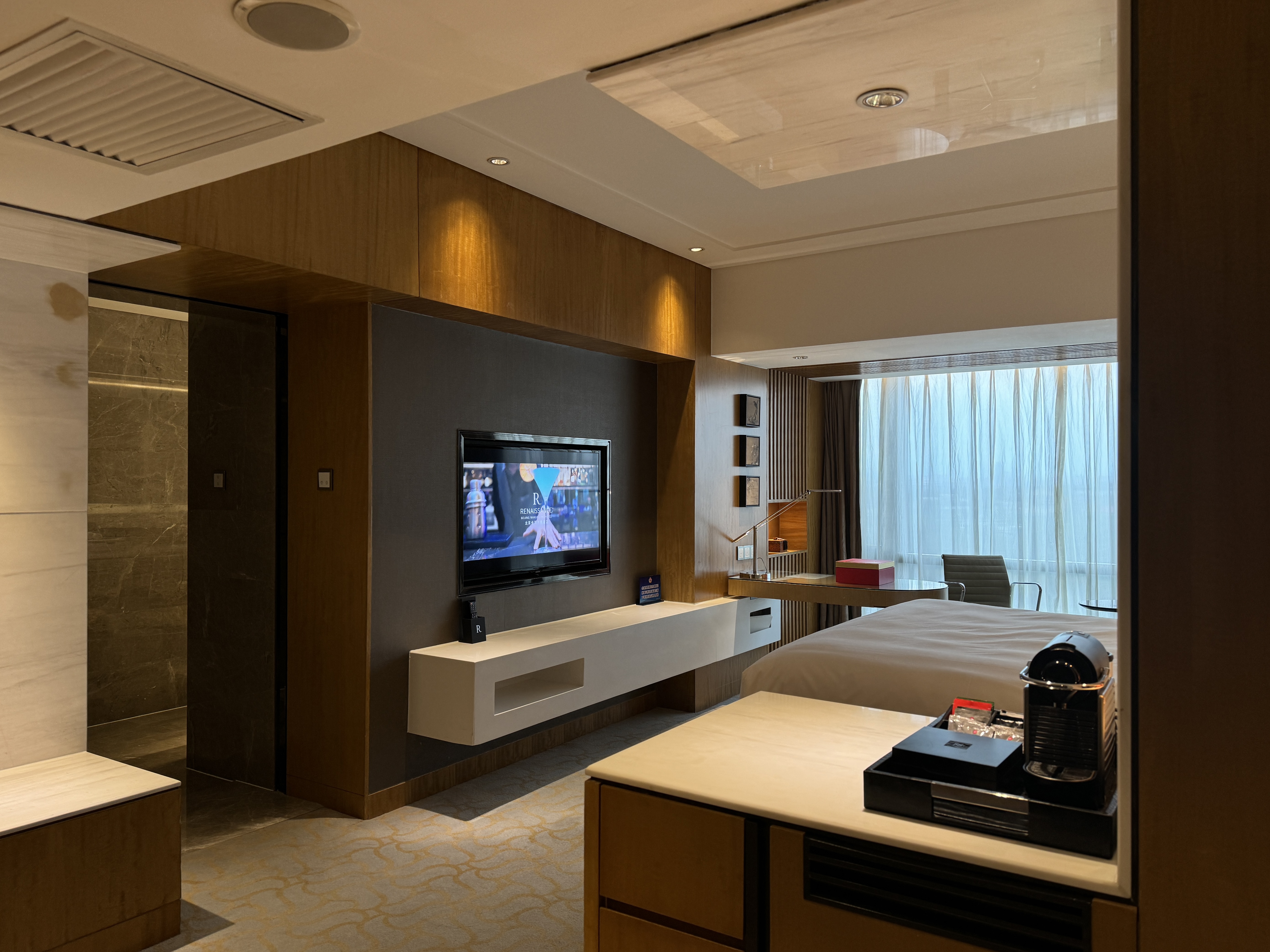 147 ïƵ/Renaissance beijing capital hotel