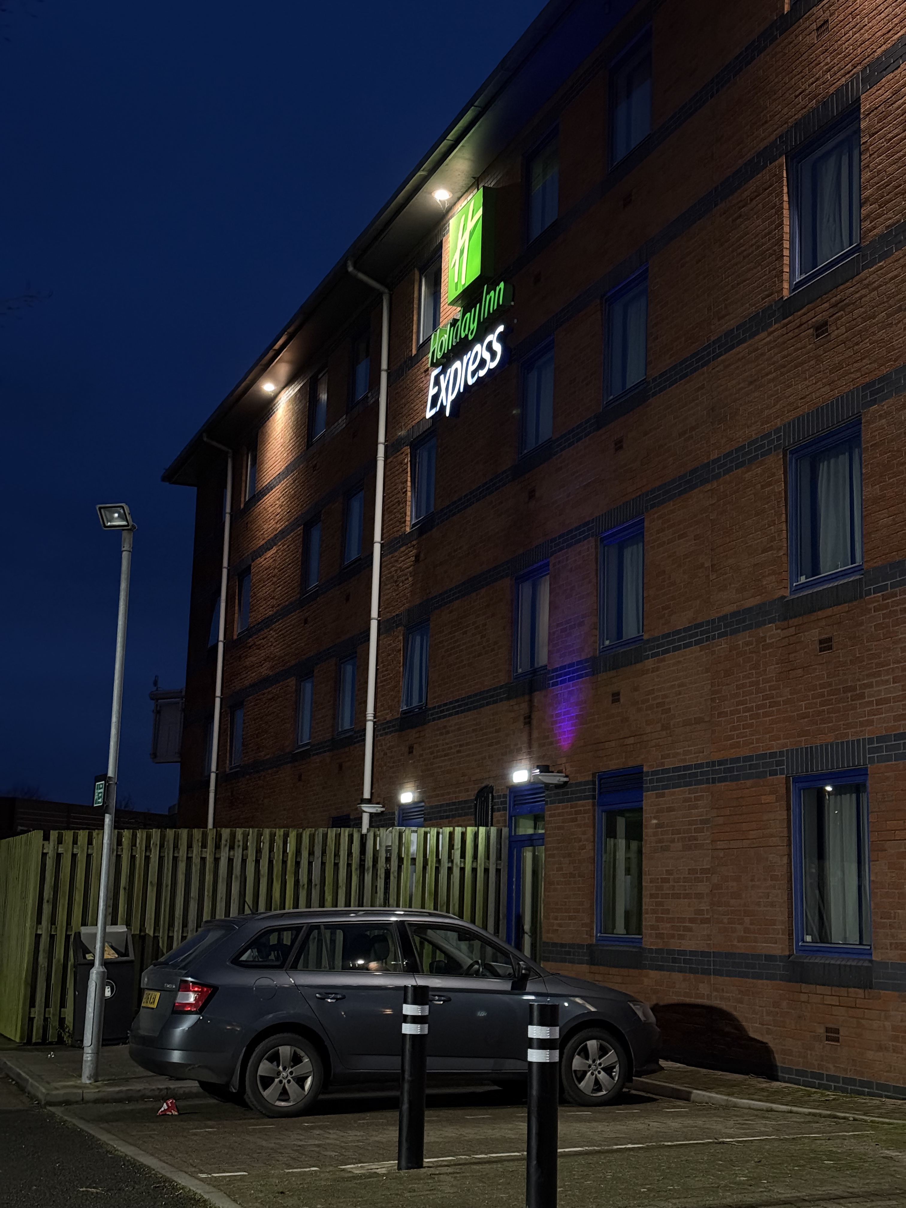 Traveling in England|׷ѡվƵHoliday Inn Express Droitwich
