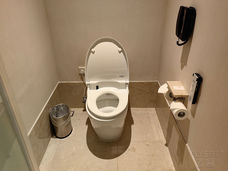 212717eVoCvA6SBE7WiybE.jpg