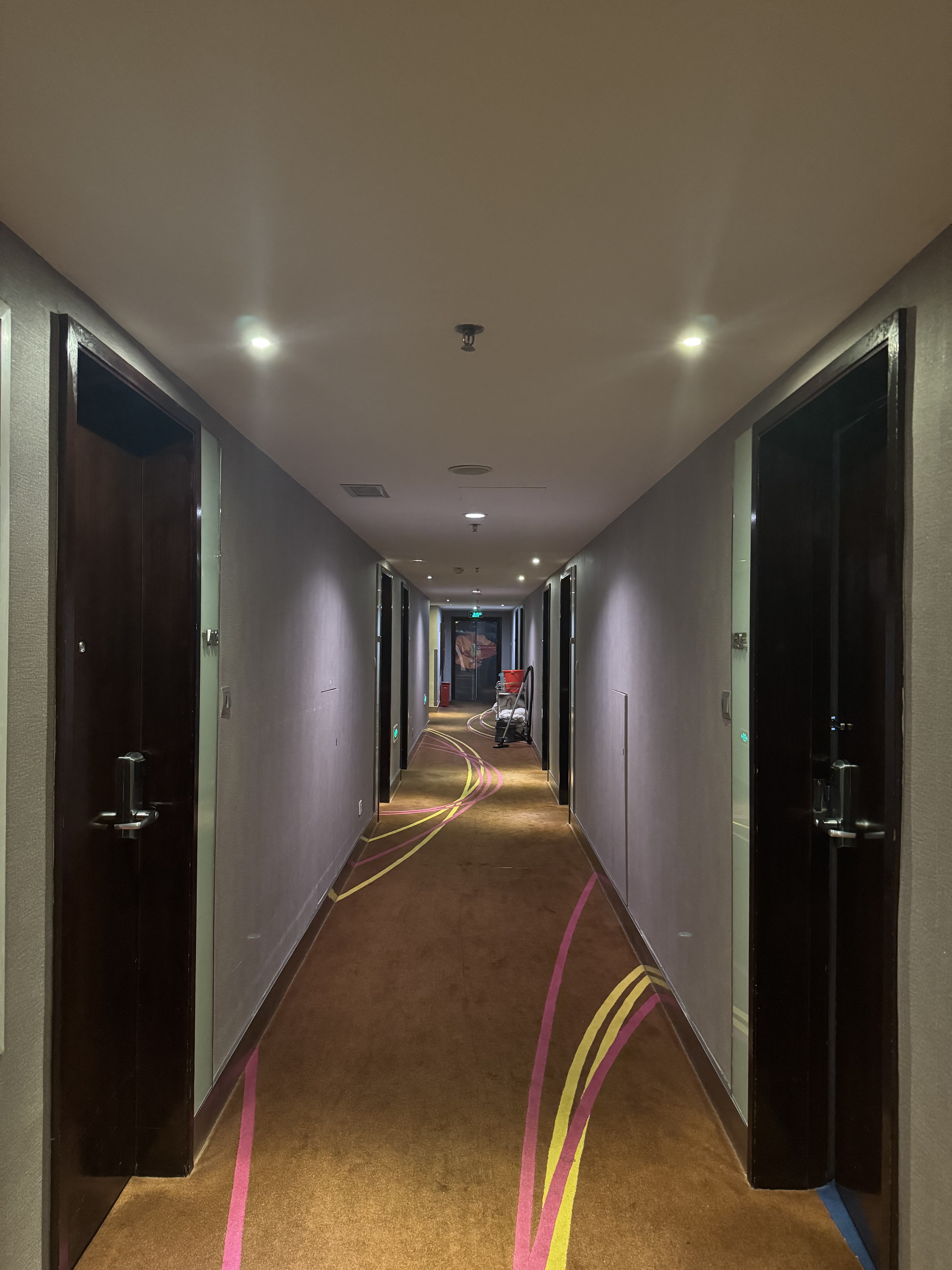 һŸ߰׽𿨷սסŵNovotel ٸ❤️