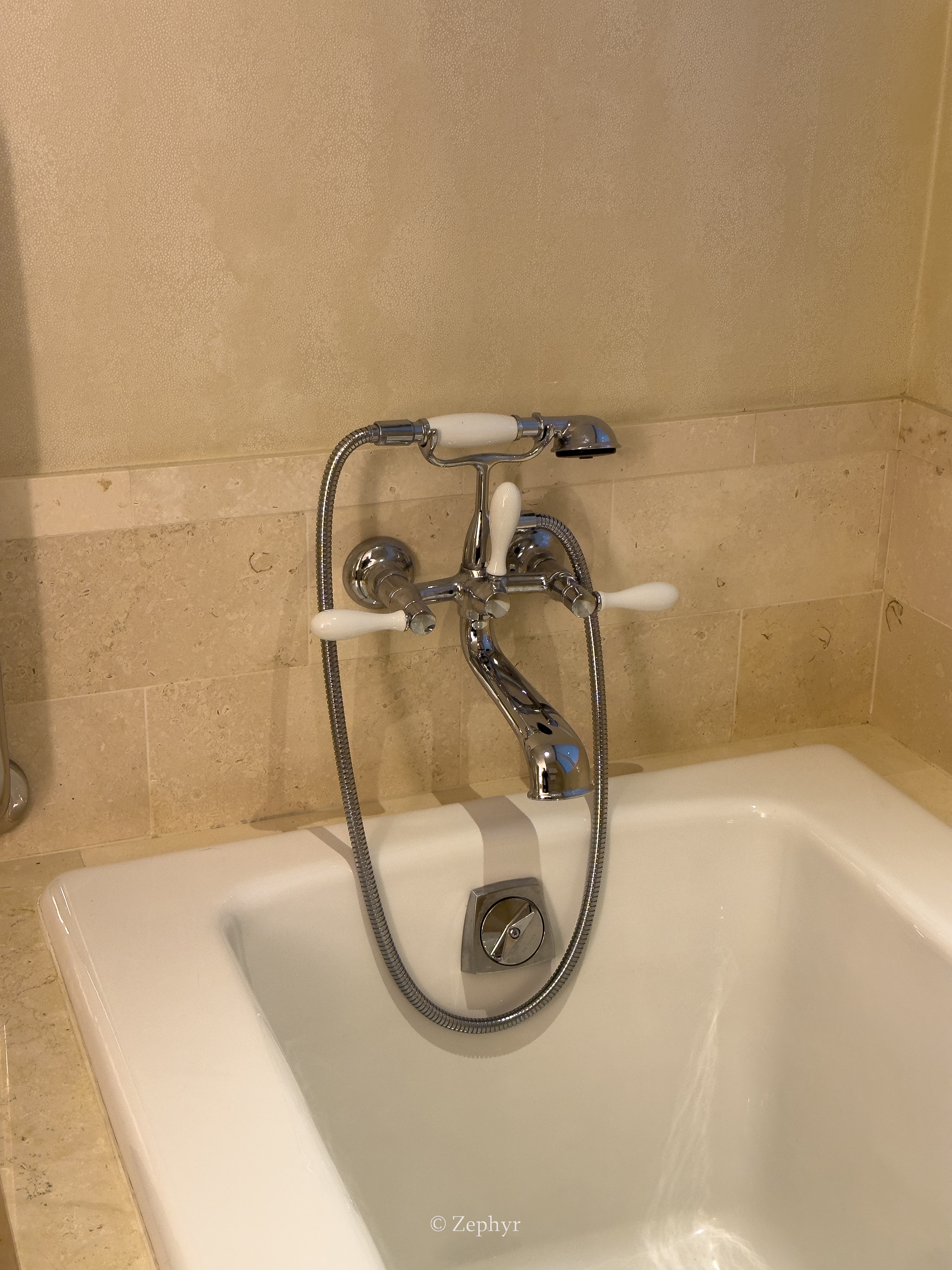 ʿ޼ʾƵַȫӾףָ߼׷InterContinental Boston