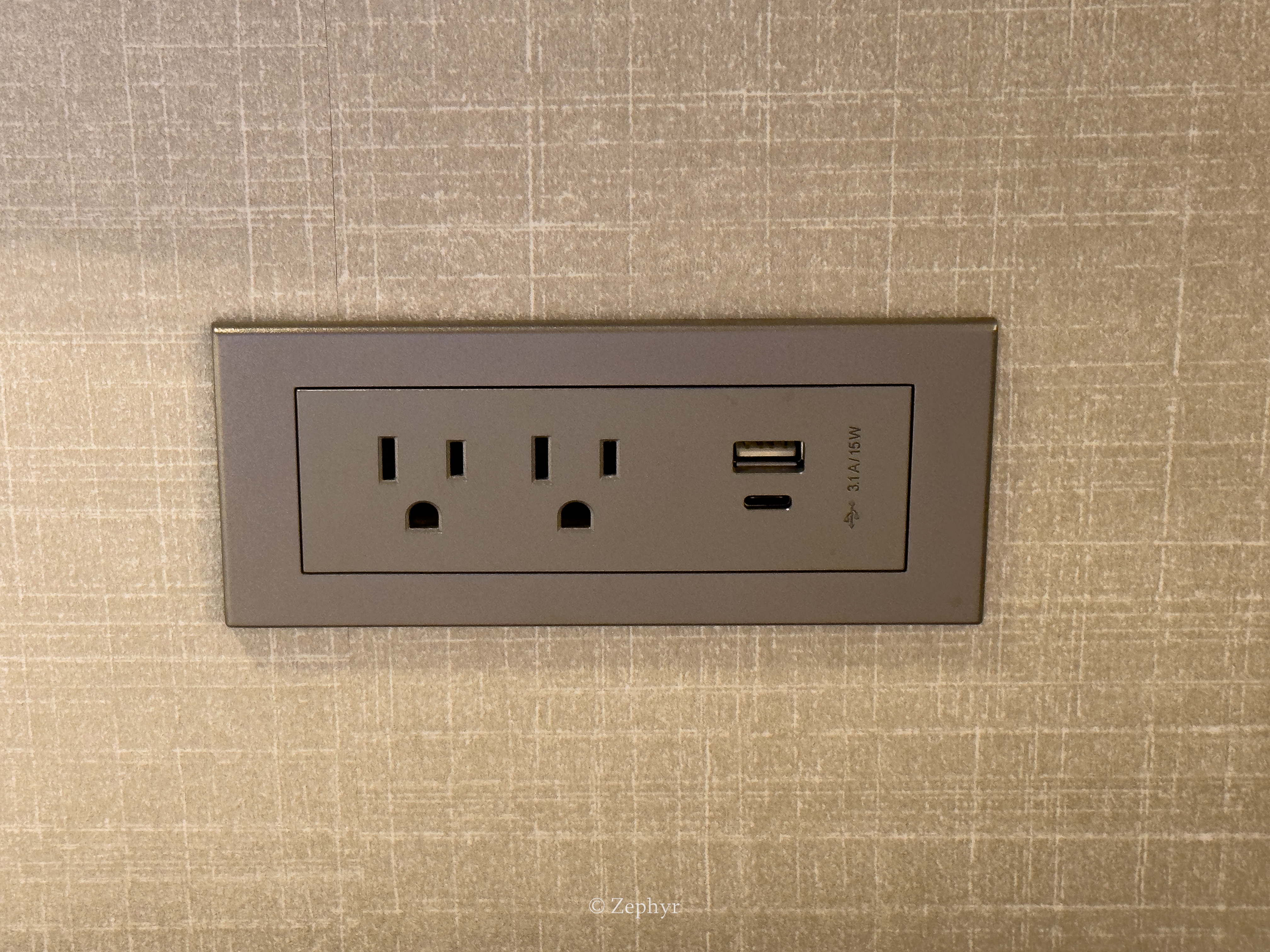 ʿ޼ʾƵַȫӾףָ߼׷InterContinental Boston