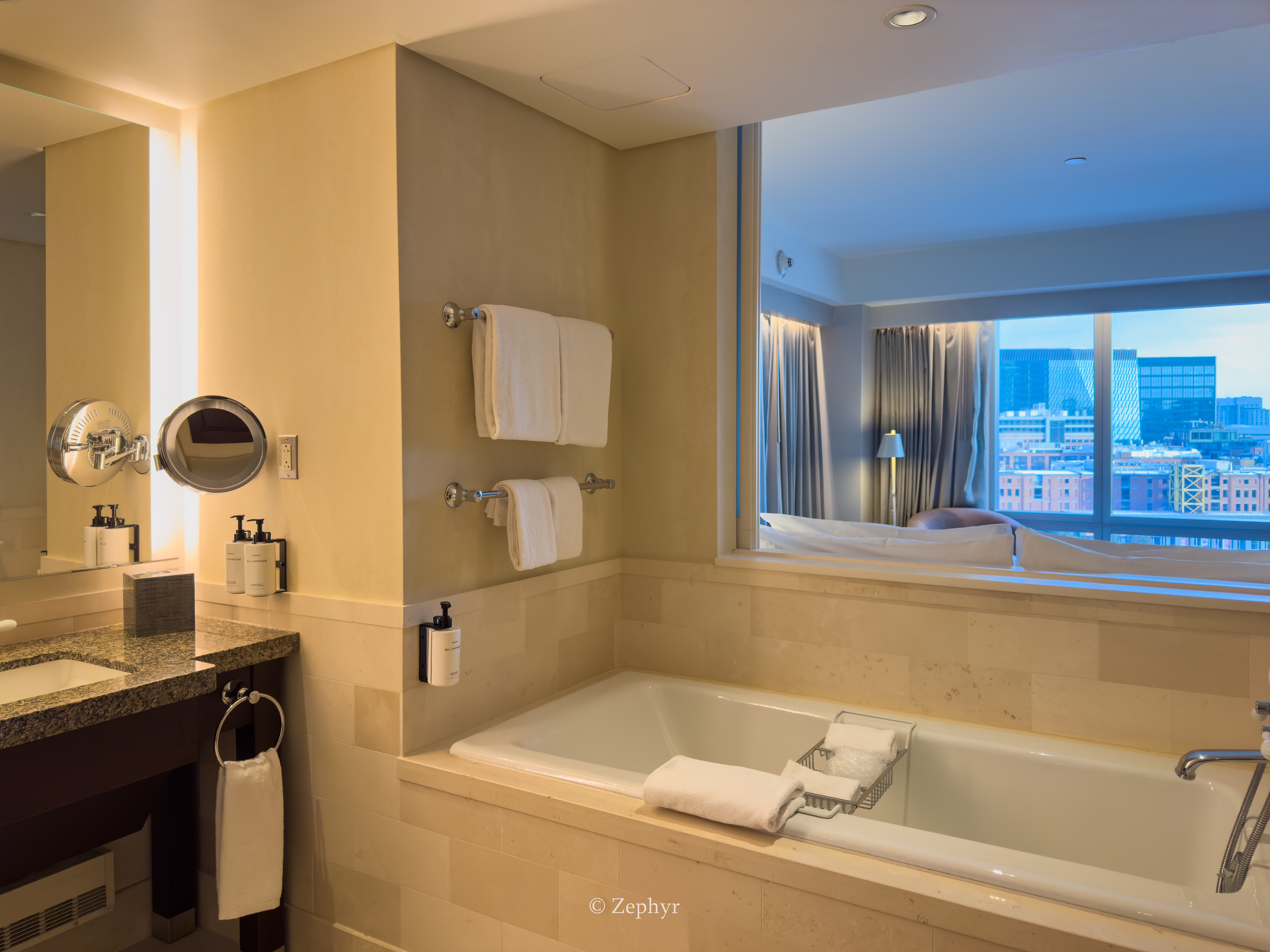 ʿ޼ʾƵַȫӾףָ߼׷InterContinental Boston