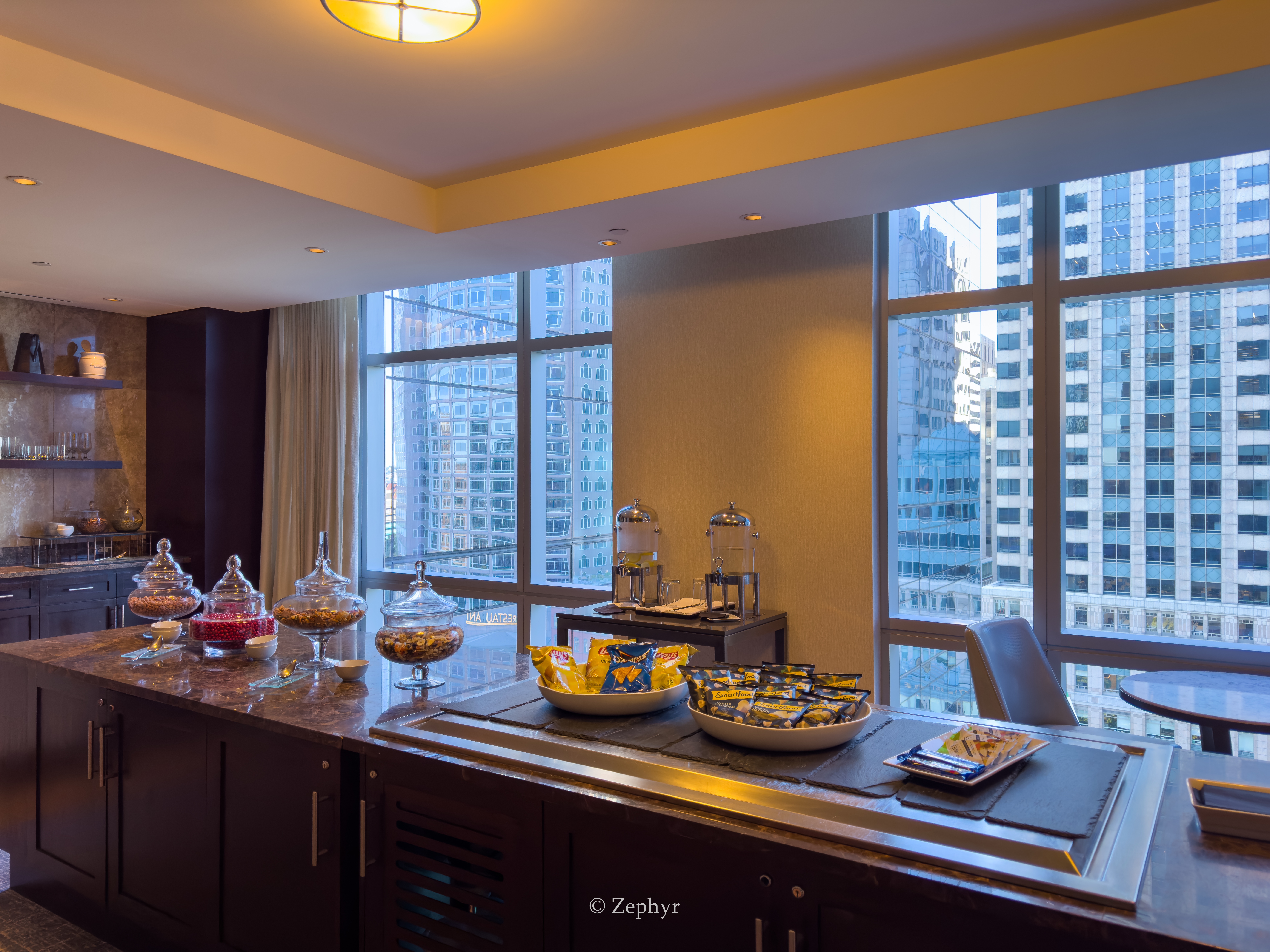 ʿ޼ʾƵַȫӾףָ߼׷InterContinental Boston