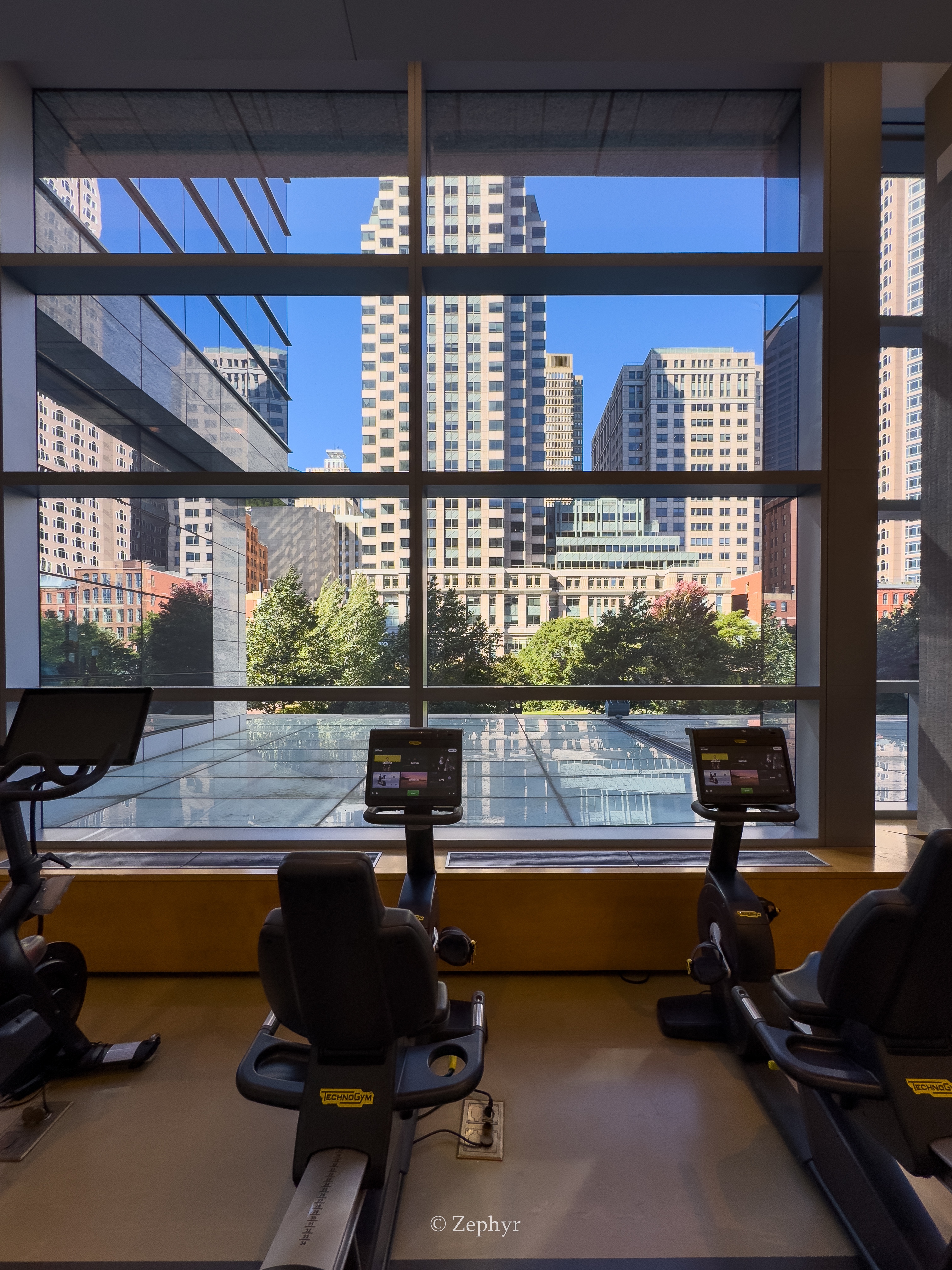 ʿ޼ʾƵַȫӾףָ߼׷InterContinental Boston