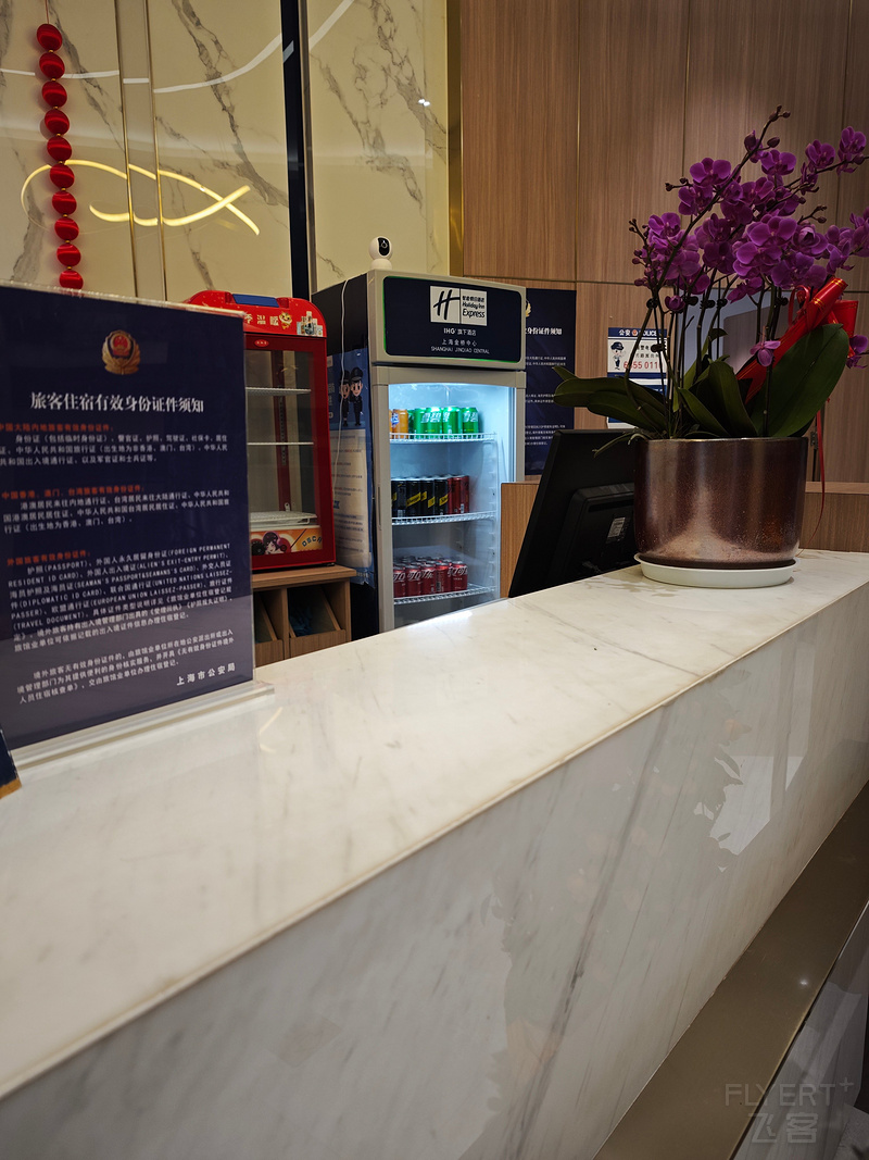 210314OF8PgUP0vux767ig.jpg