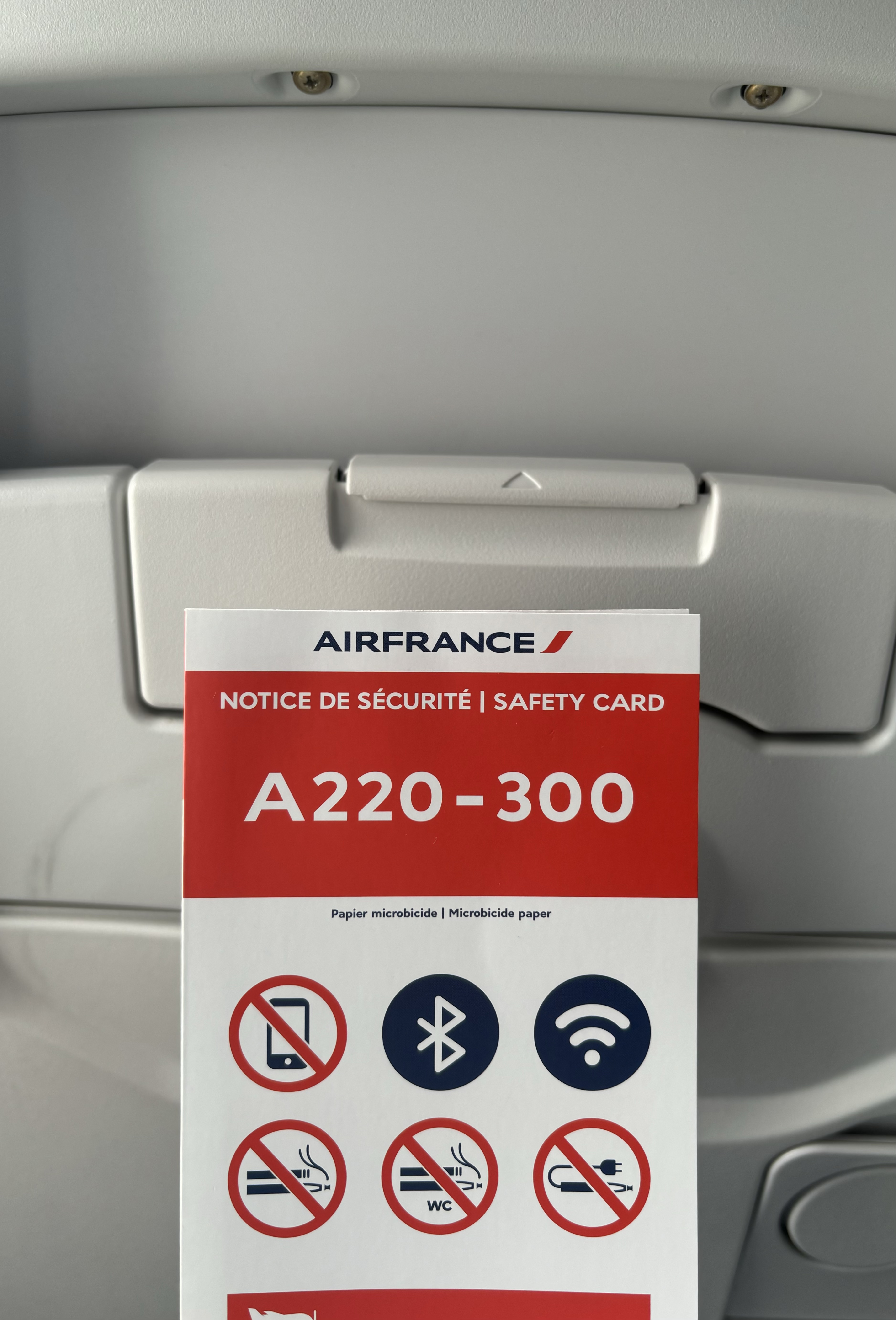  AF1643 -