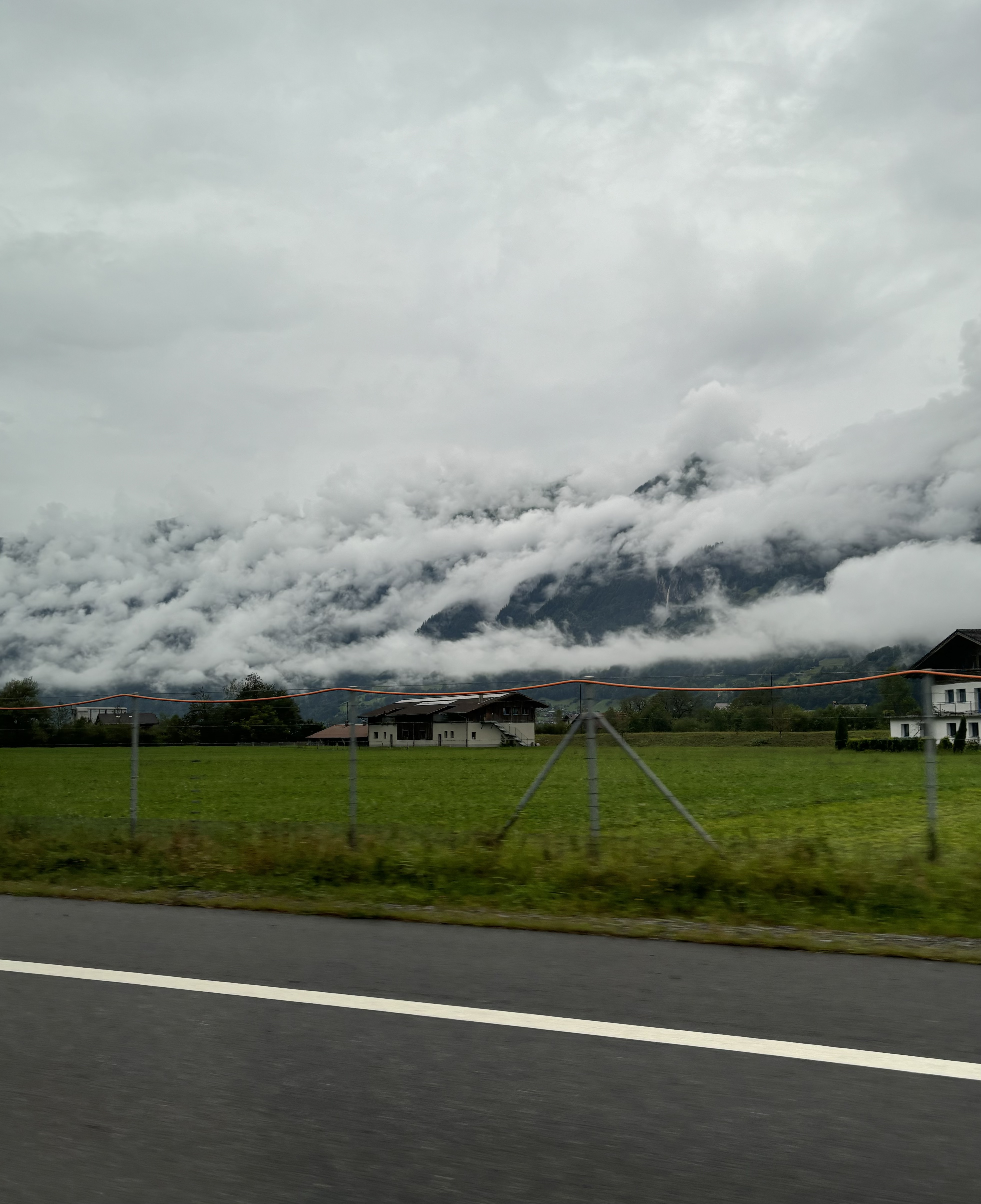  AF1643 -