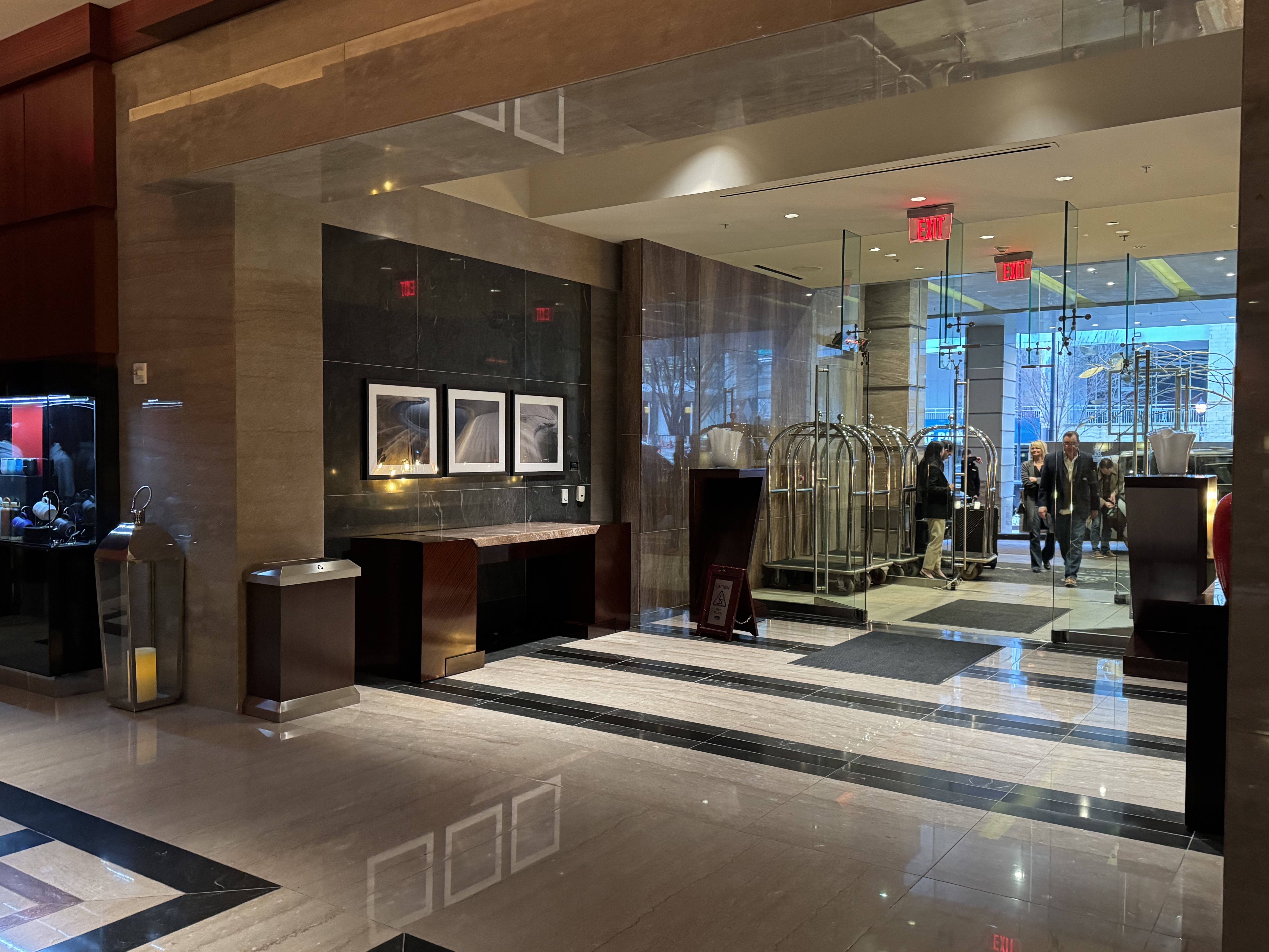 ˼ Ǿ׷϶ּᣬ൱ The Ritz-Carlton Charlotte