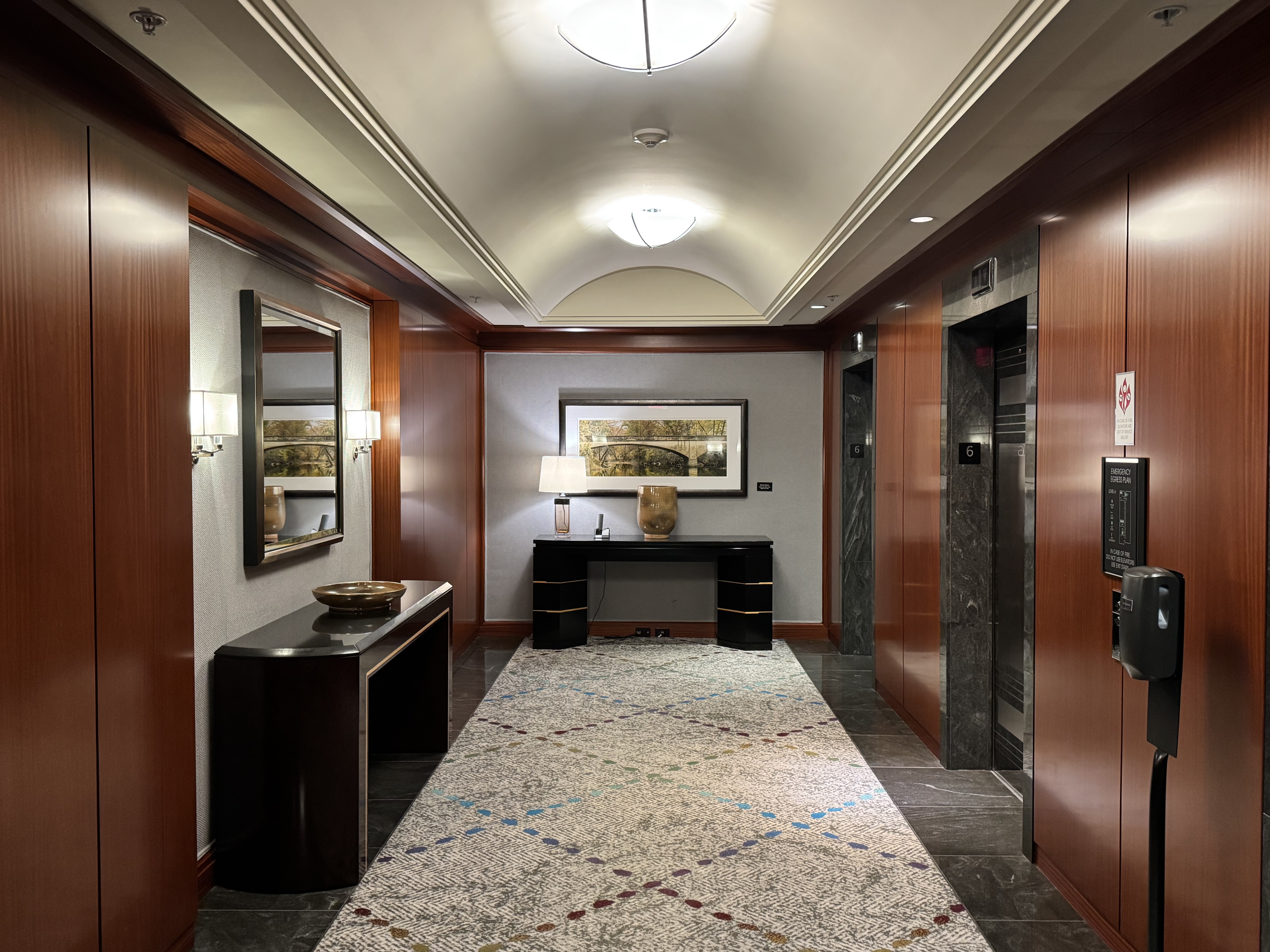 ˼ Ǿ׷϶ּᣬ൱ The Ritz-Carlton Charlotte