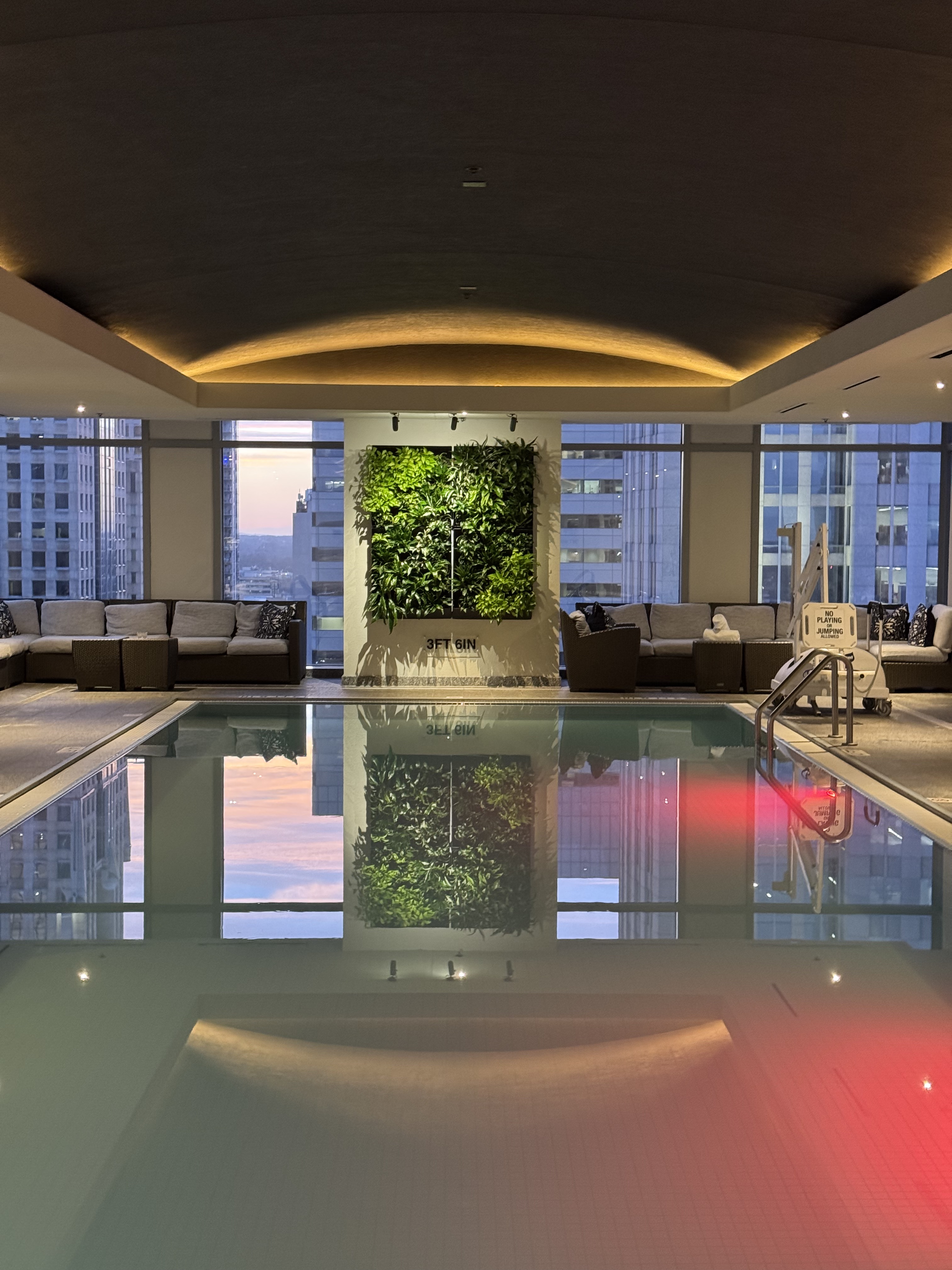 ˼ Ǿ׷϶ּᣬ൱ The Ritz-Carlton Charlotte