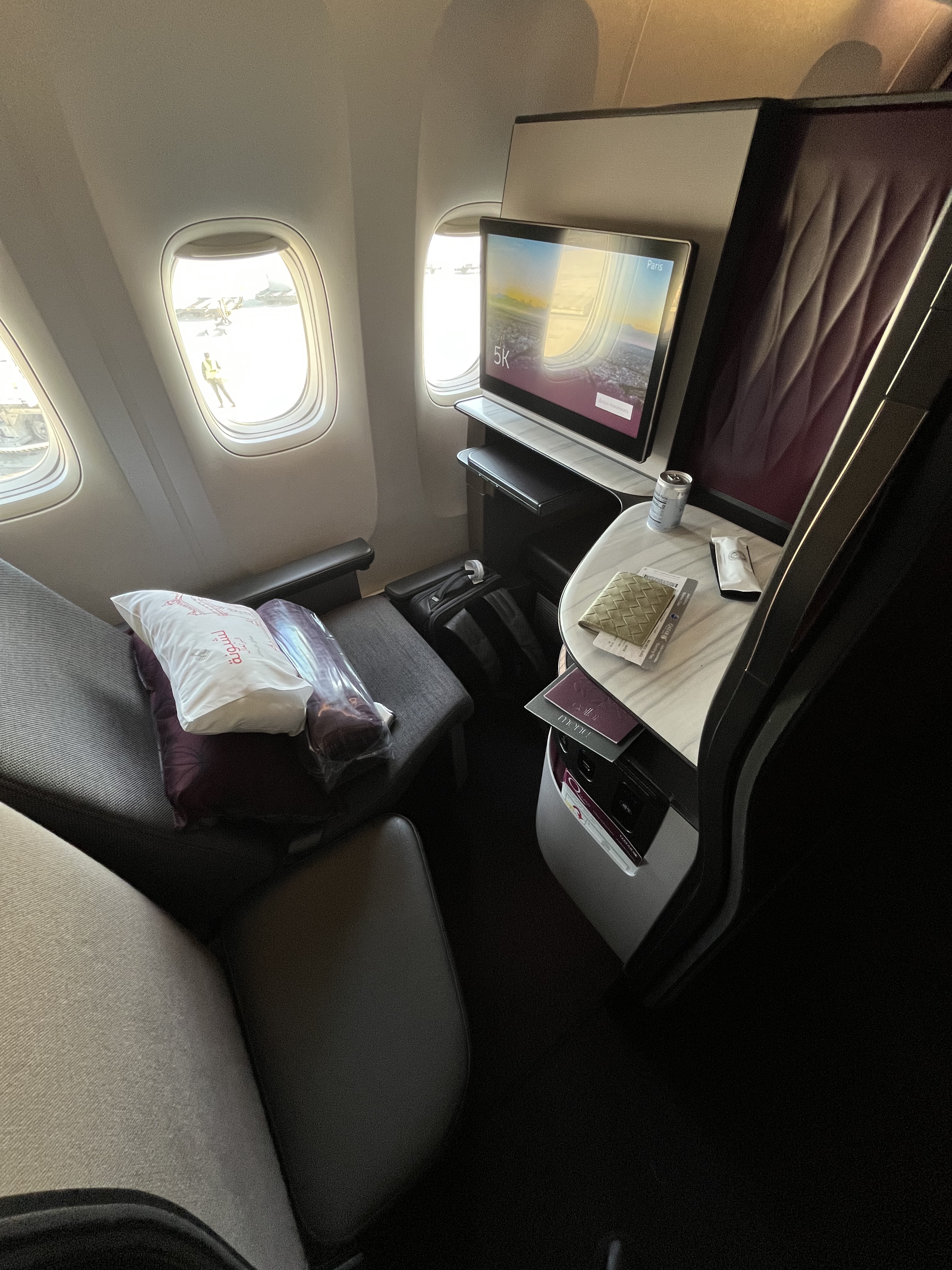  ŷ⇄ B777 QSuite/ B787 QVerse