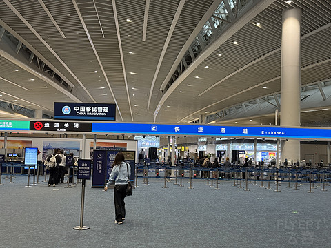 青鸟高飞-第一次乘坐青岛航空-打卡青岛航空成都-青岛-吉隆坡QW9772-QW9893航班