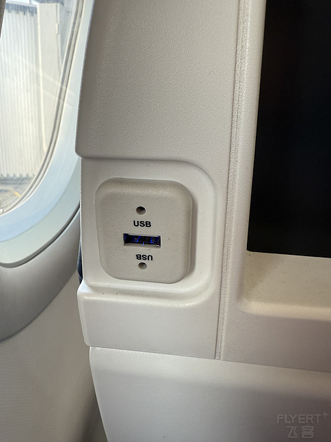 青鸟高飞-第一次乘坐青岛航空-打卡青岛航空成都-青岛-吉隆坡QW9772-QW9893航班