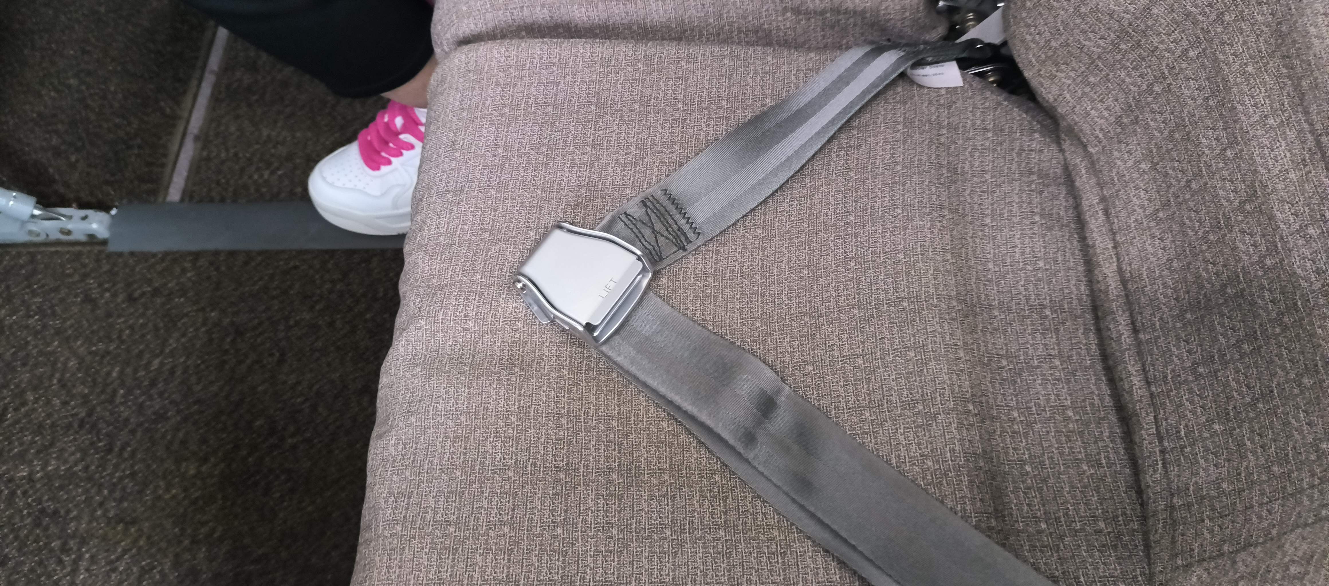 17괺ں׷ ߺת ʶ񳤡MU2505òձ