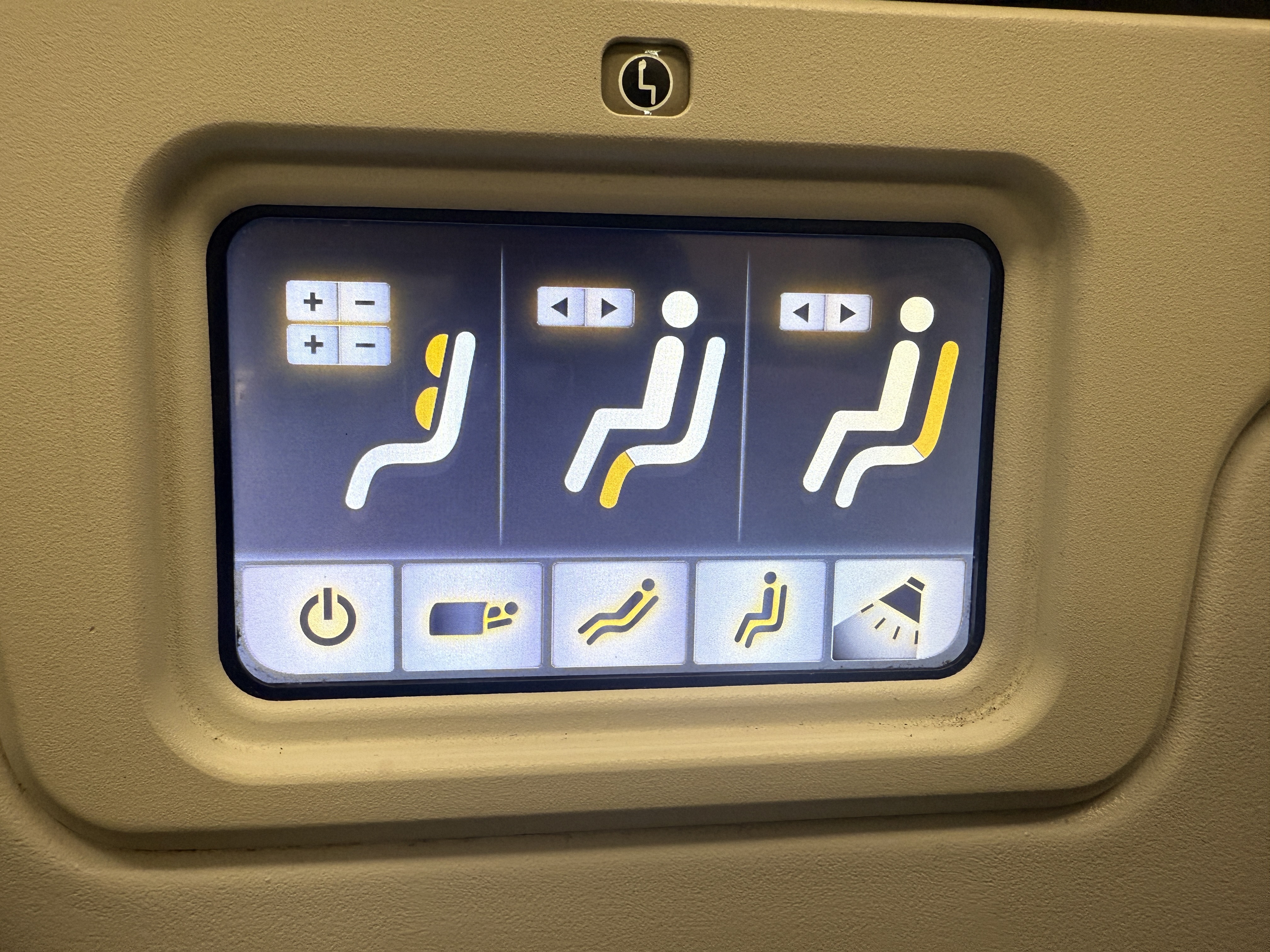 Ϻ✈️׶✅✅330🈵🈵