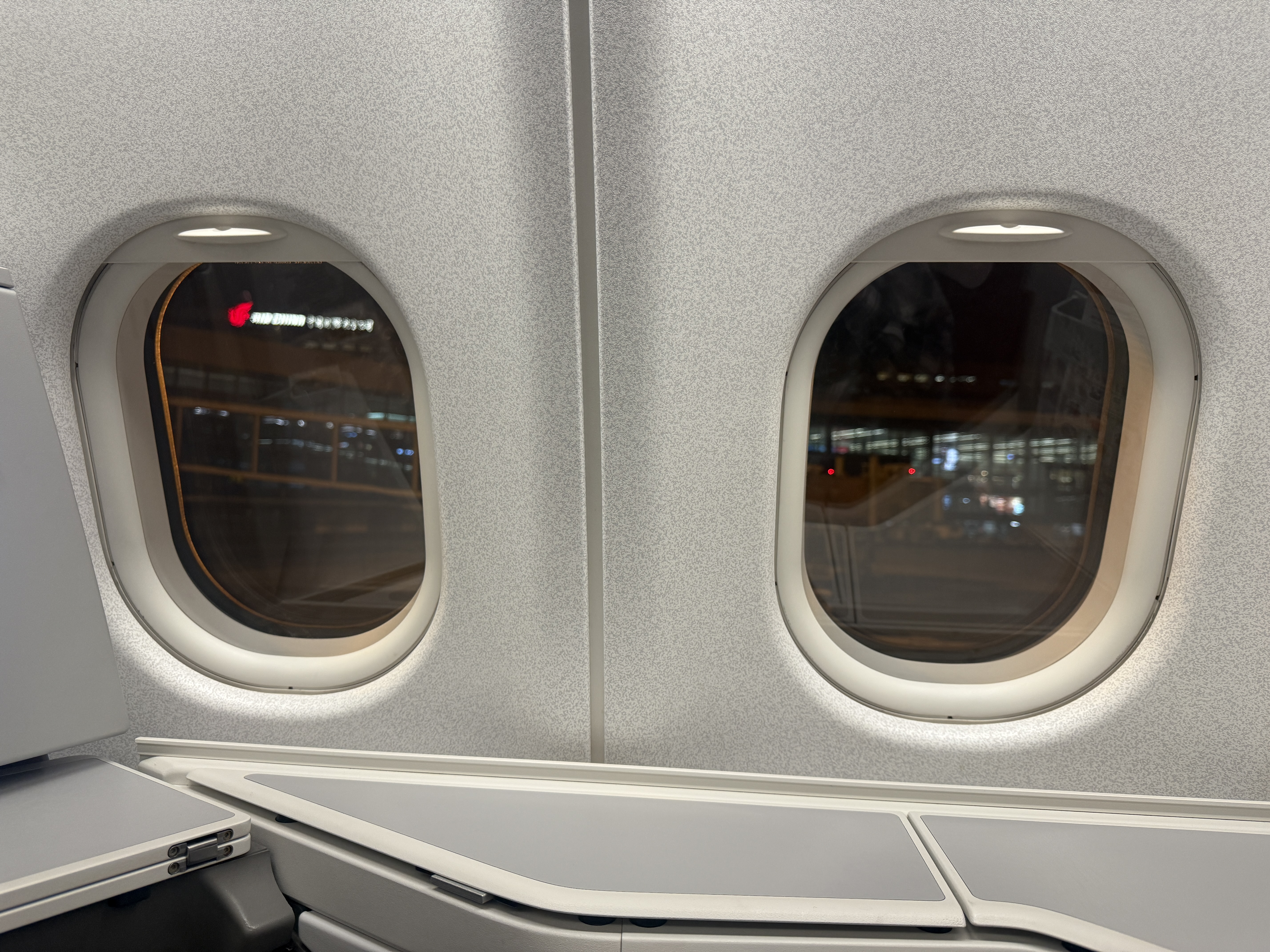 Ϻ✈️׶✅✅330🈵🈵