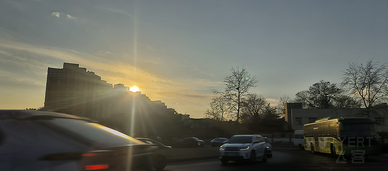 185425E4r3PxWx8WItGJdJ.jpg