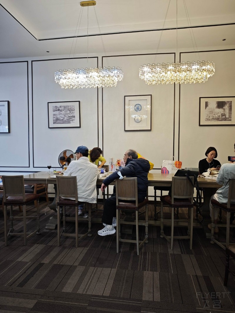 082550rpurGqrGy5YjW3Hn.jpg