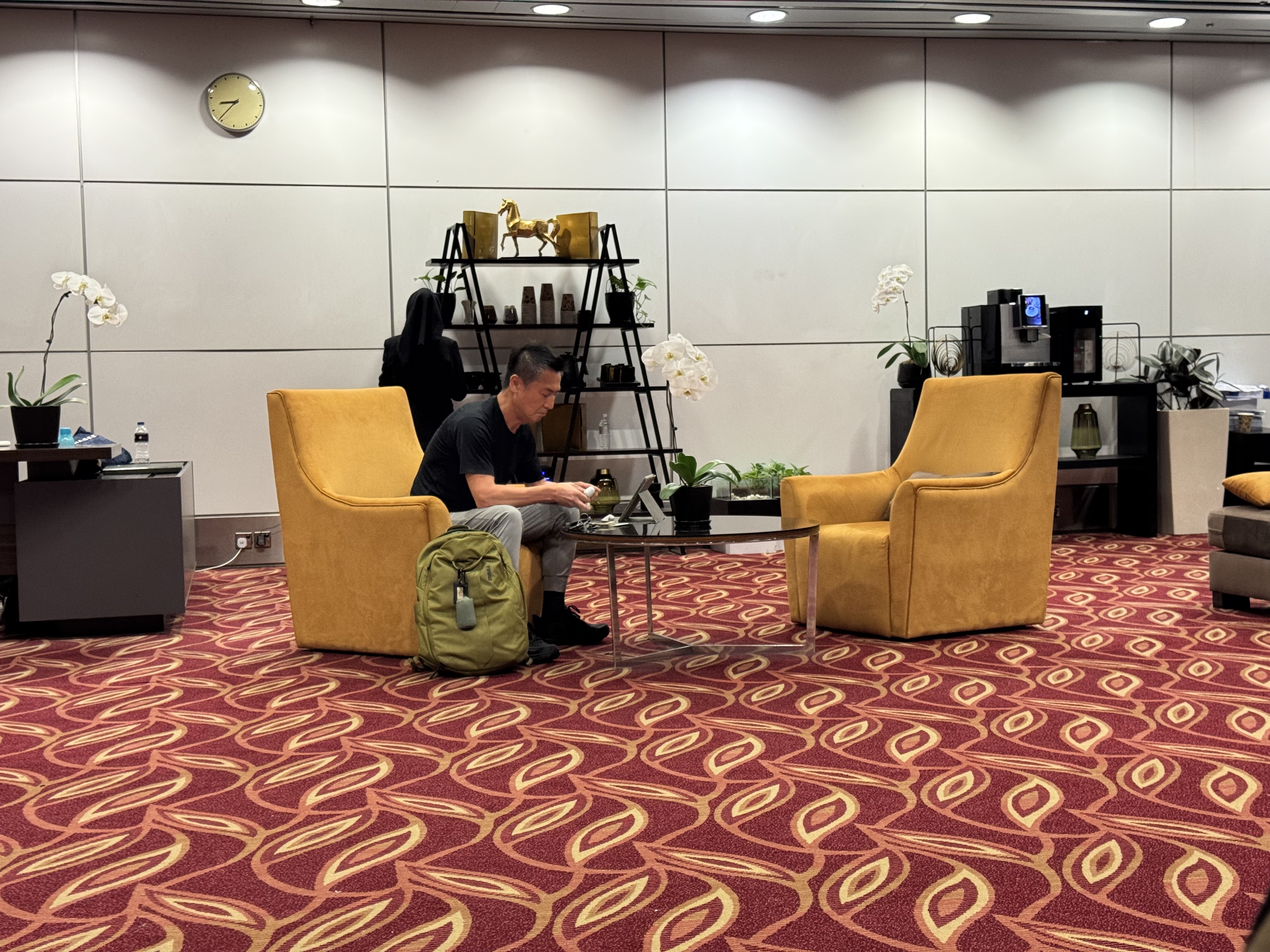 ¡¡ǺGOLDEN LOUNGE