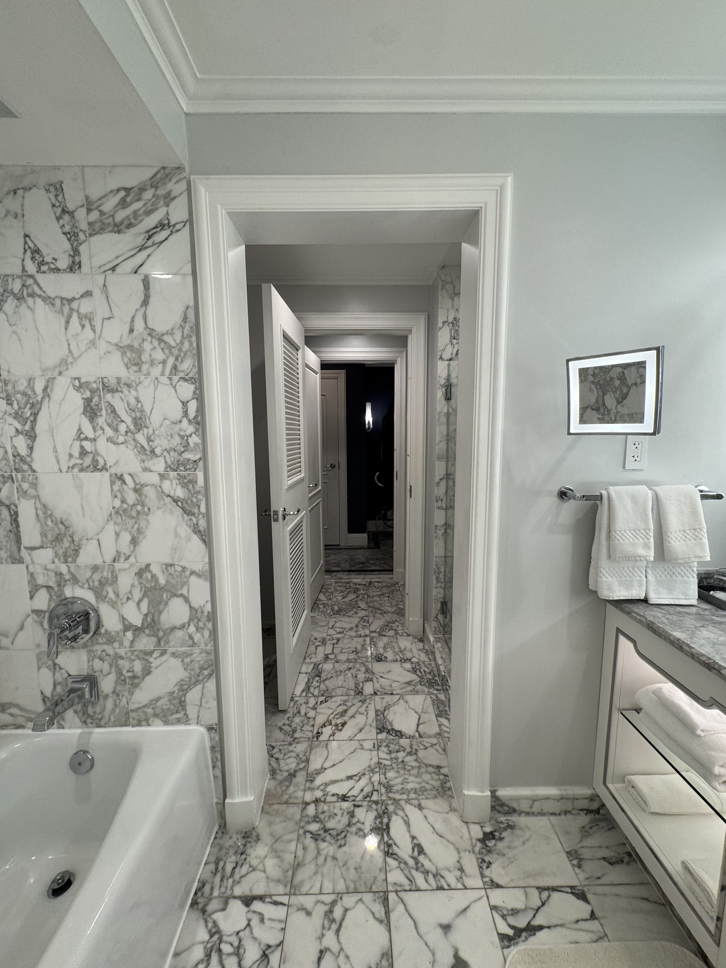 񻶽NOLAС°¶˼ ̨׷ The Ritz-Carlton, New Orleans