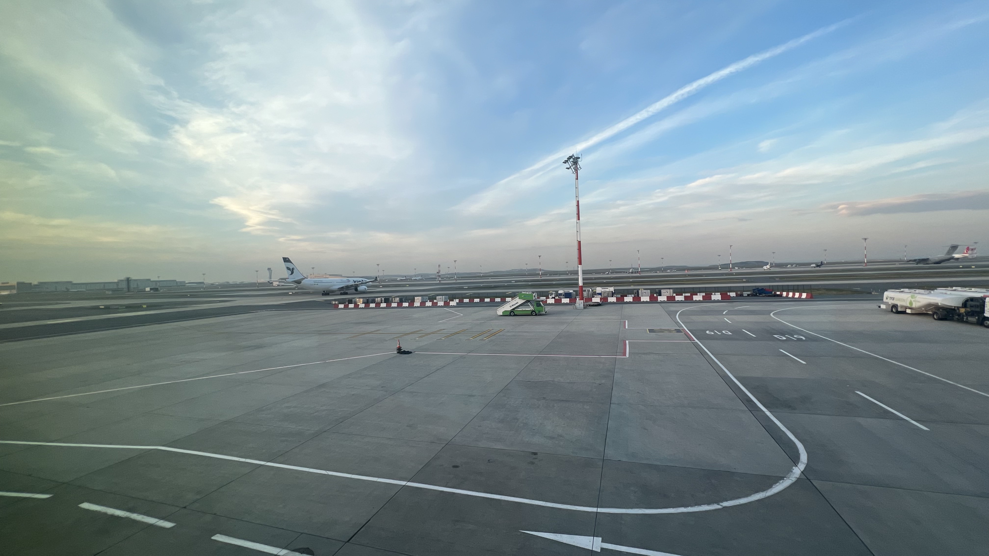 䲼ʲôĲҪ亽TK0002 JFK-IST B777 