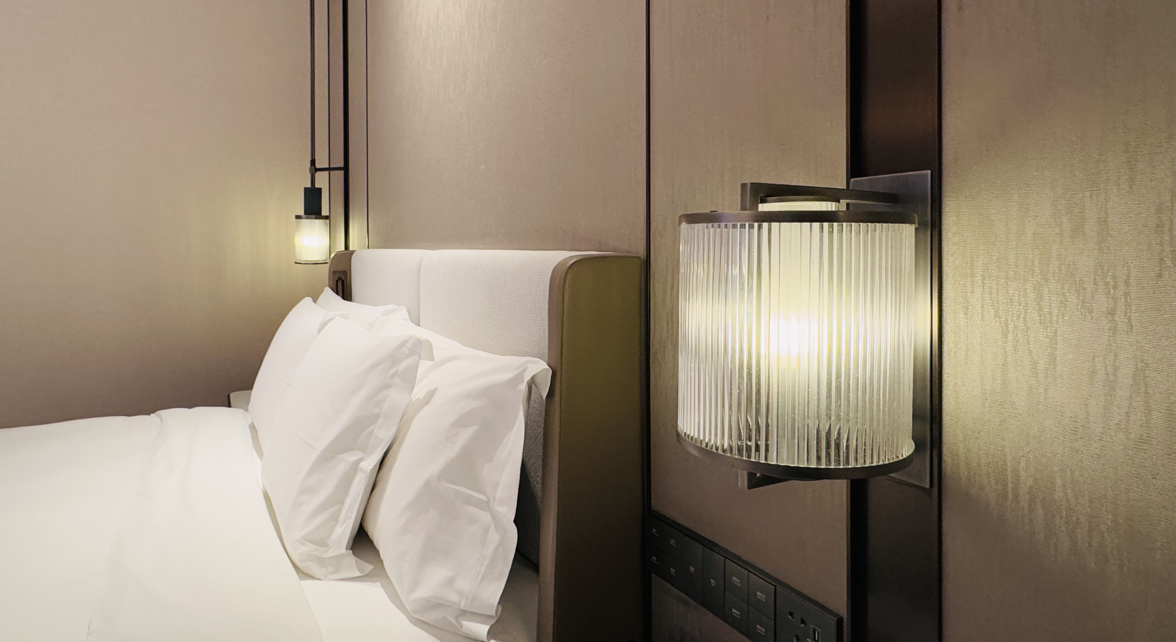 •ɺ|ϺŽ𳼻ʹڼվƵ(Crowne Plaza Shanghai Hongqiao)