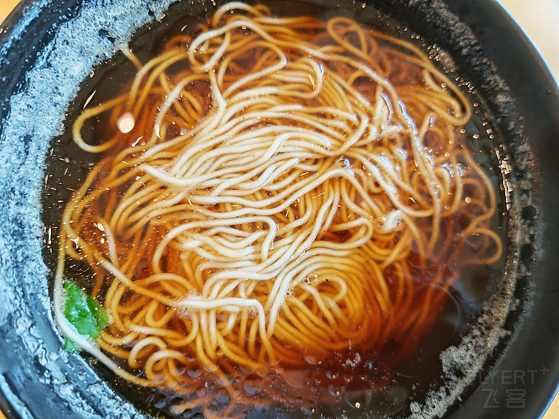 092647bBqXmmw6BHy1v5vj.jpg