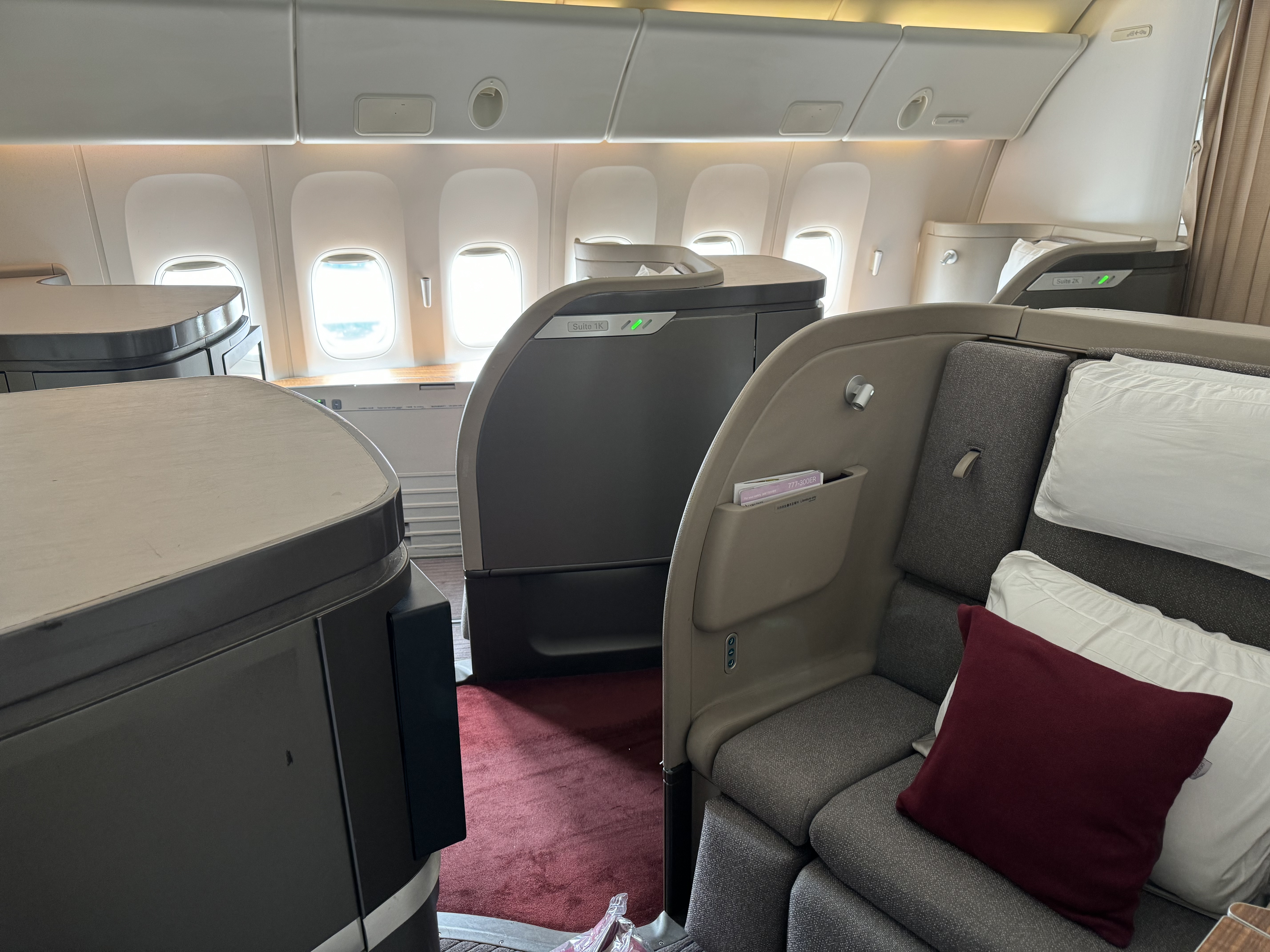777-300erӣ--ʱӵת֮2024.4.30Ĺ̩ͷCX548 Hkg-Hnd