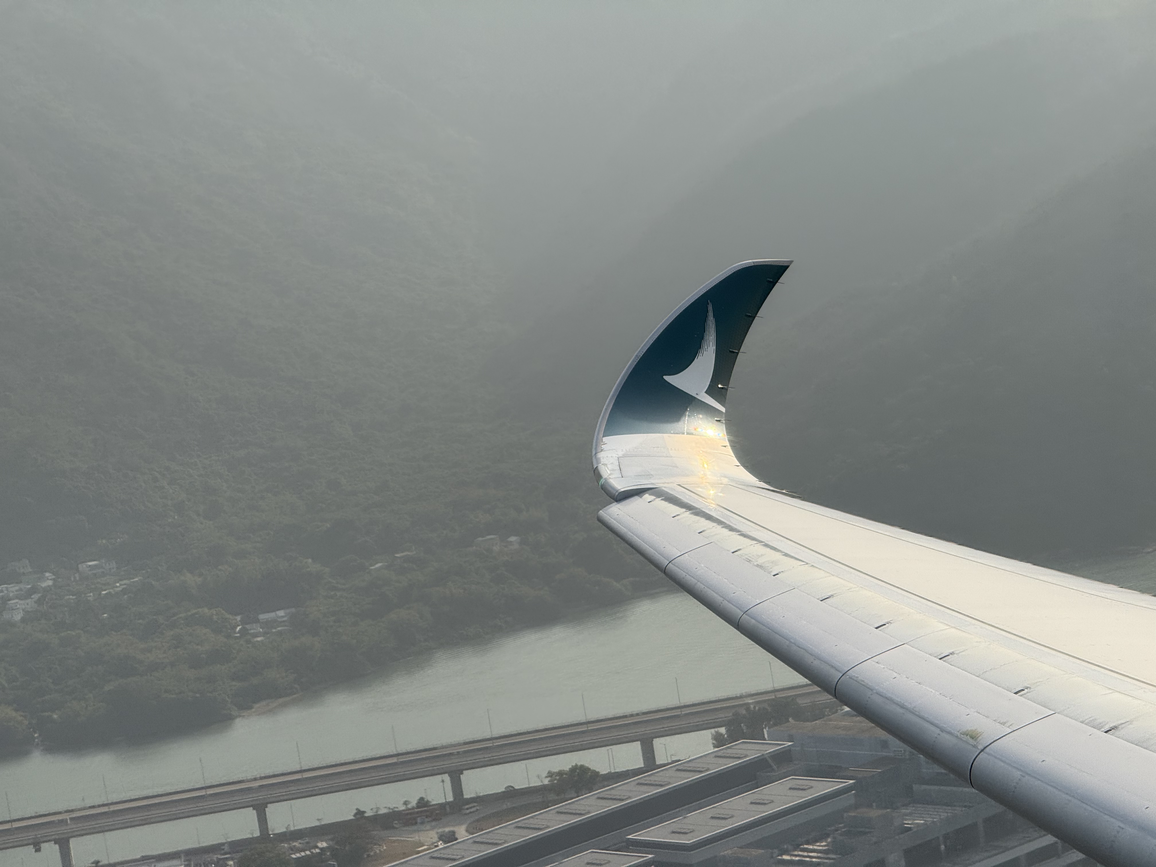 ȫȦ۵ķУ̩CX500 HKG-NRT A350-900