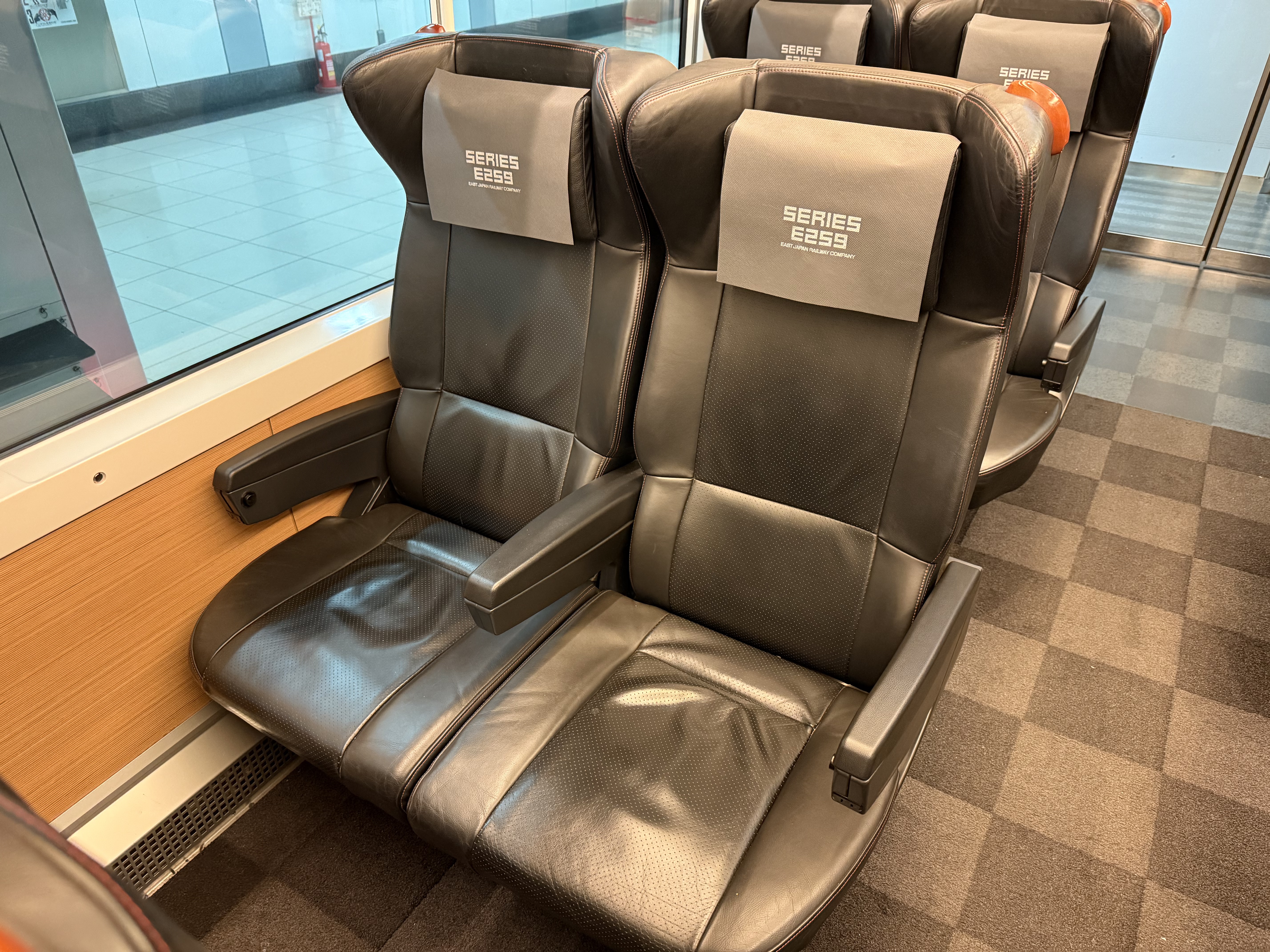 ȫȦ۵ķУ̩CX500 HKG-NRT A350-900