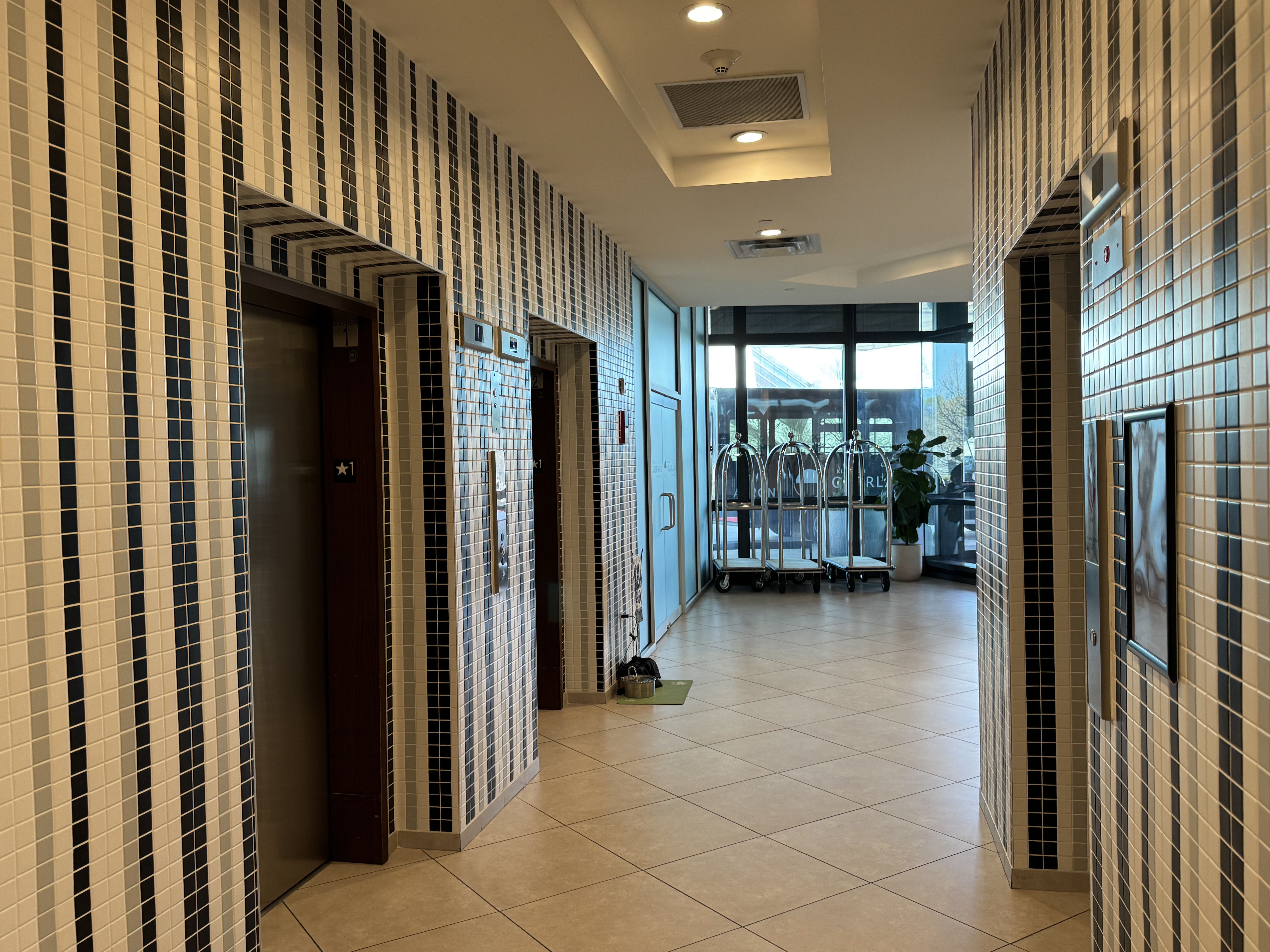 ATLն٣ǺƵ Kimpton Overland Hotel Atlanta Airport