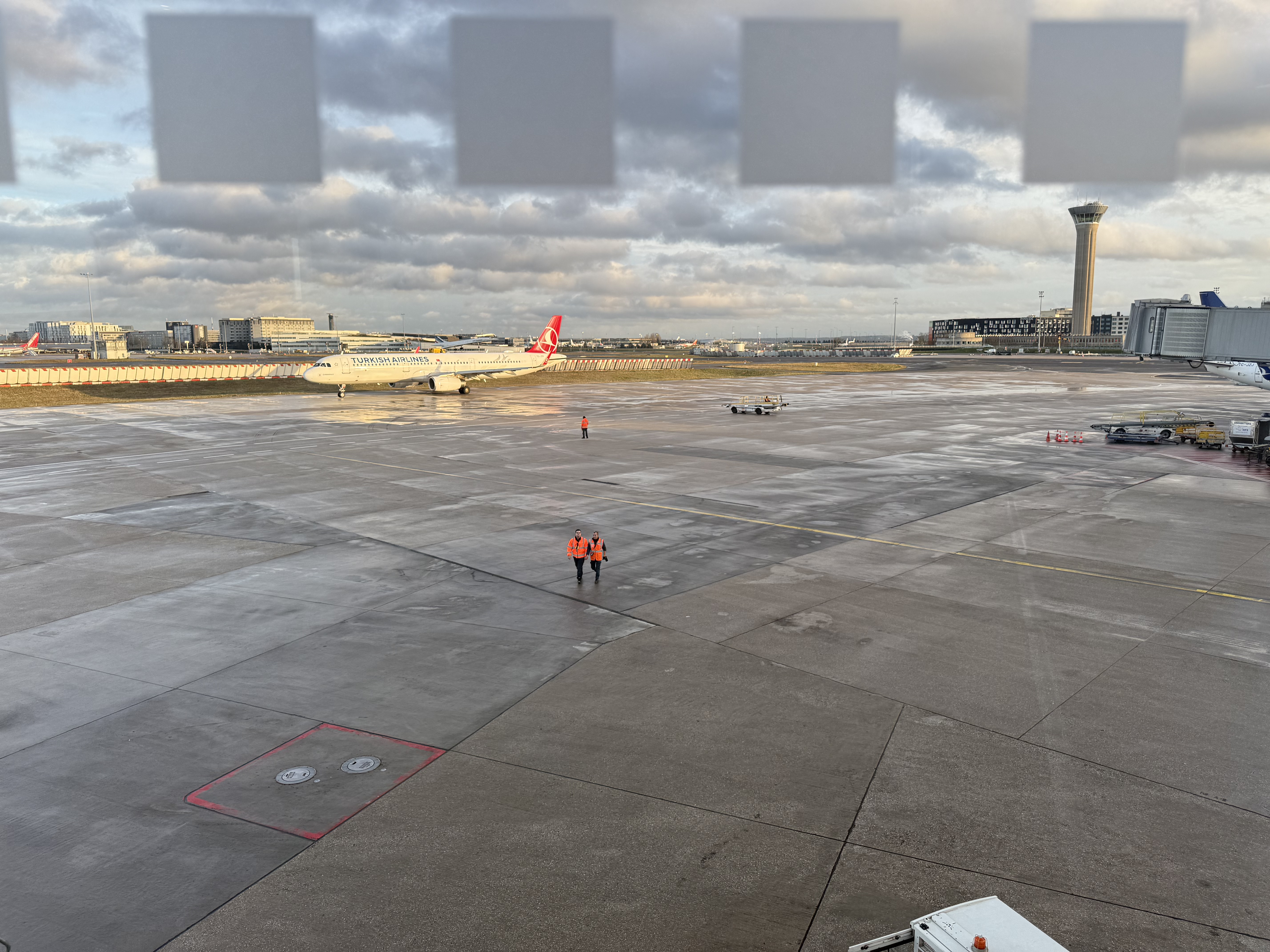 ǧ֮кļڣPEK-CDG-ALC-CDG-PEK
