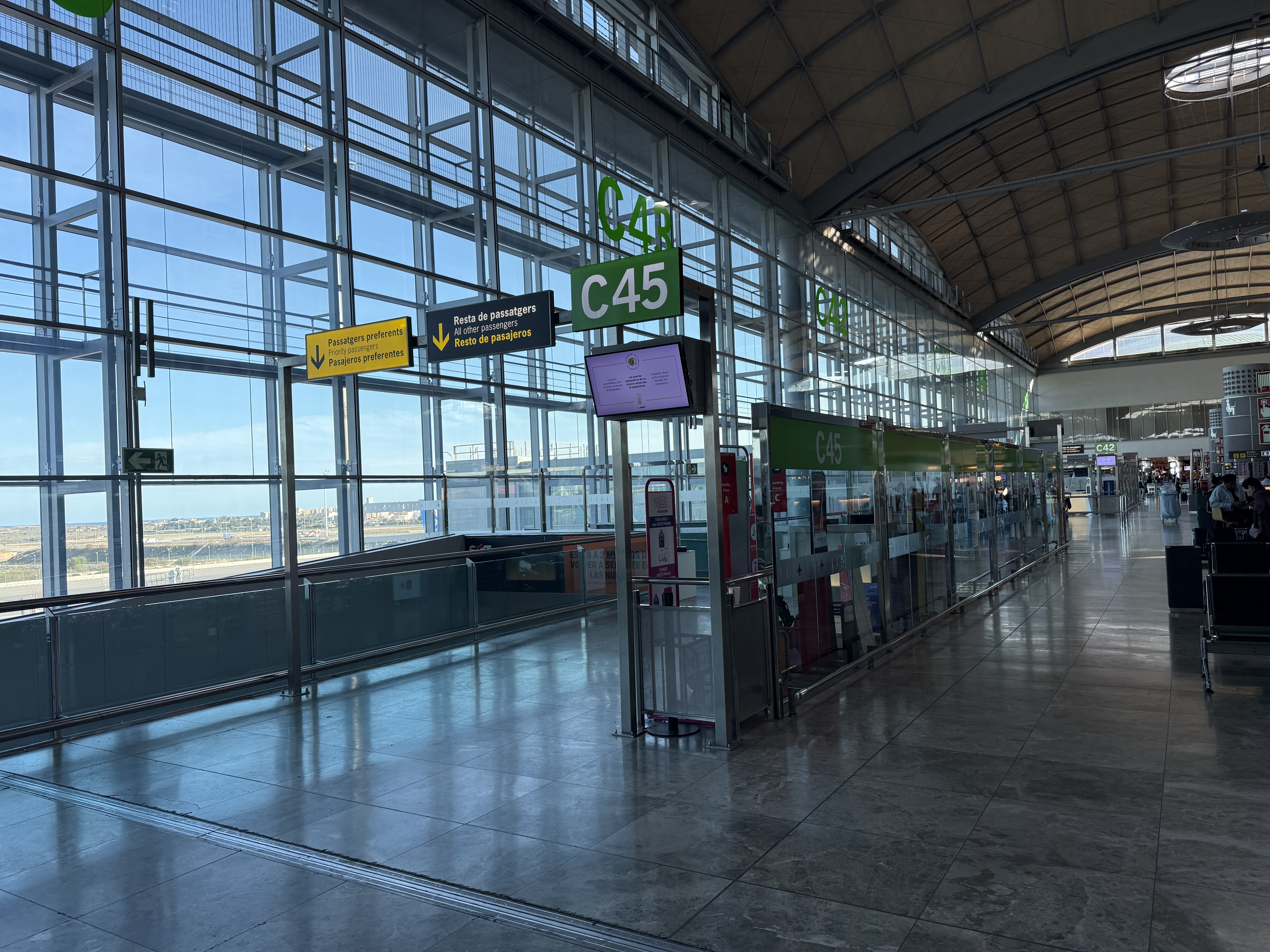 ǧ֮кļڣPEK-CDG-ALC-CDG-PEK