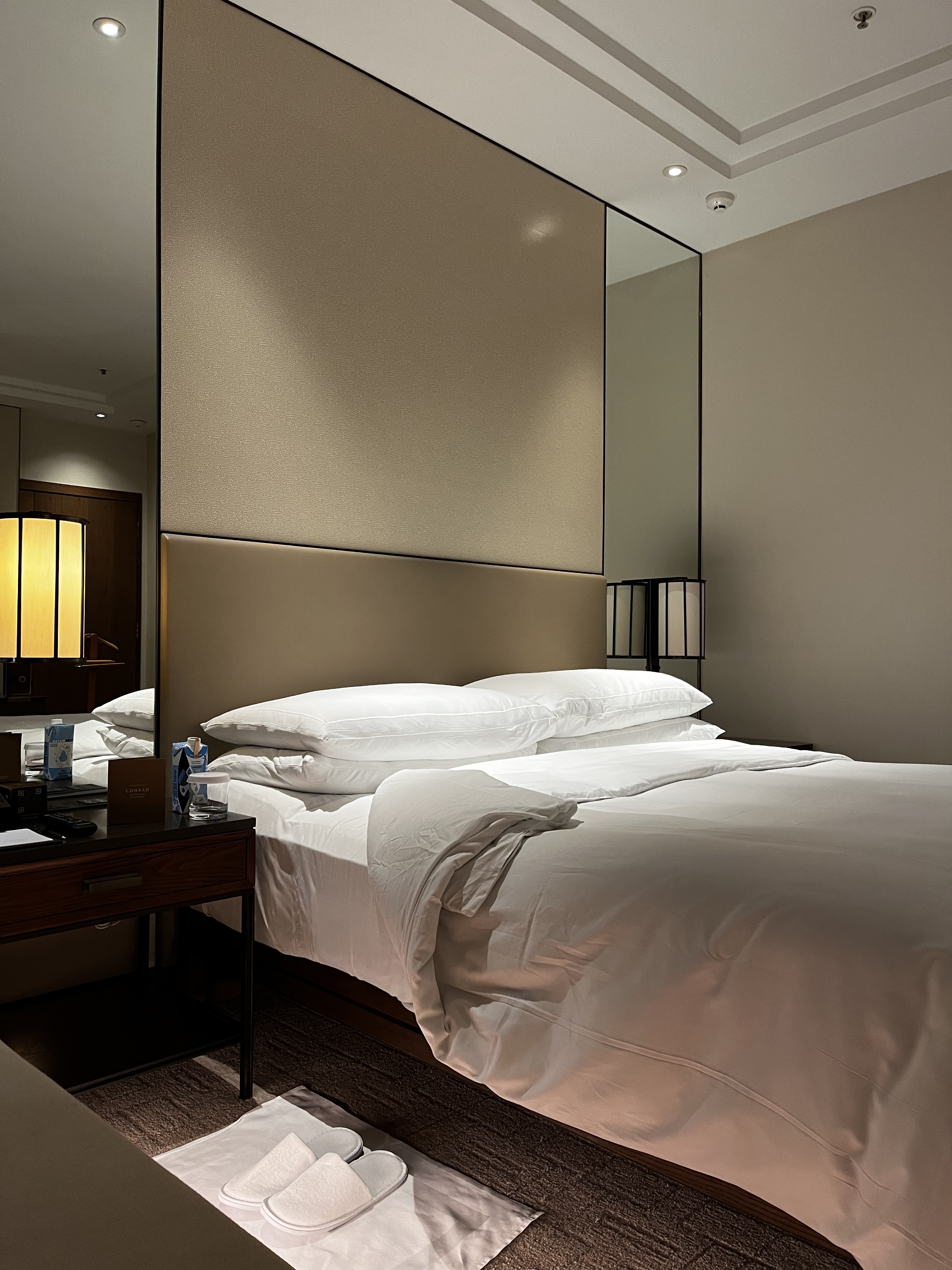 Conrad Centennial SingaporeĻ̣ݻ֯