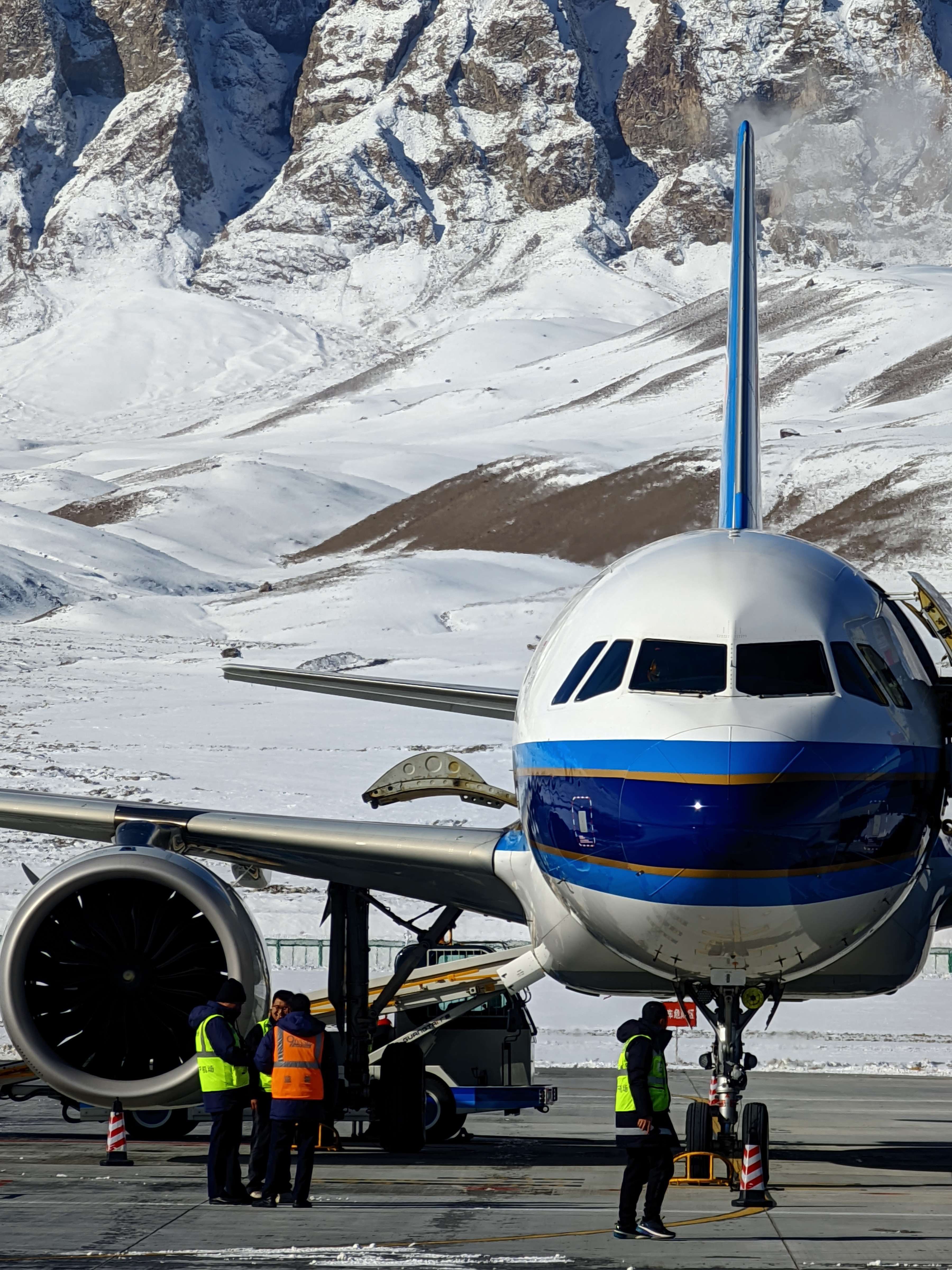 ѩɽ_HQLʲ-A319NC909