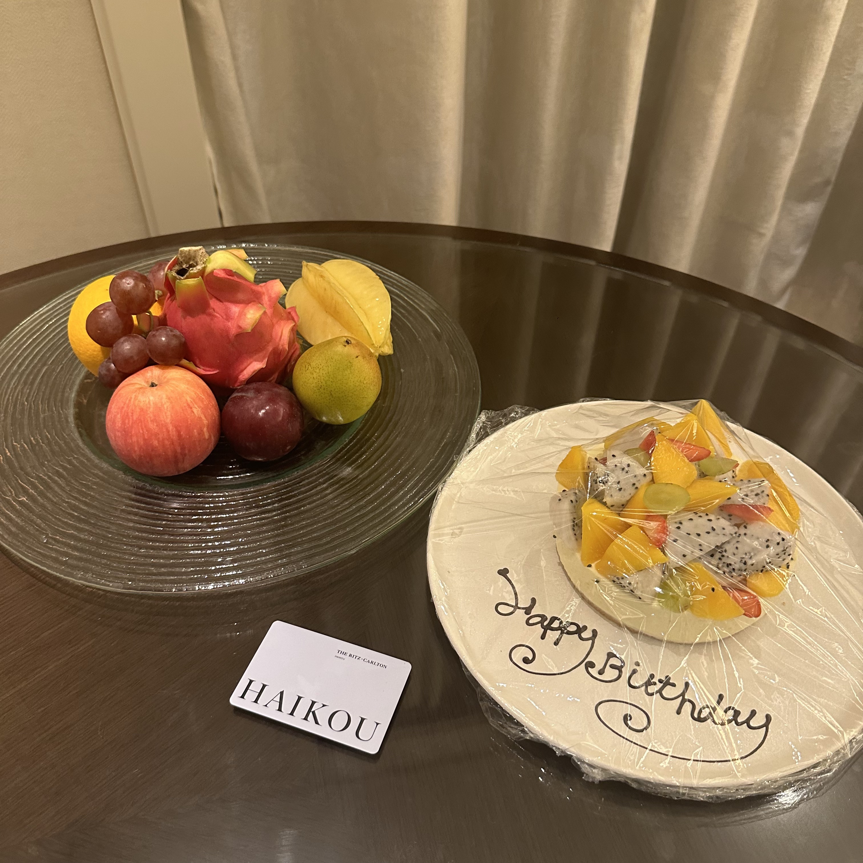 Ϻڡ˼|ͷ