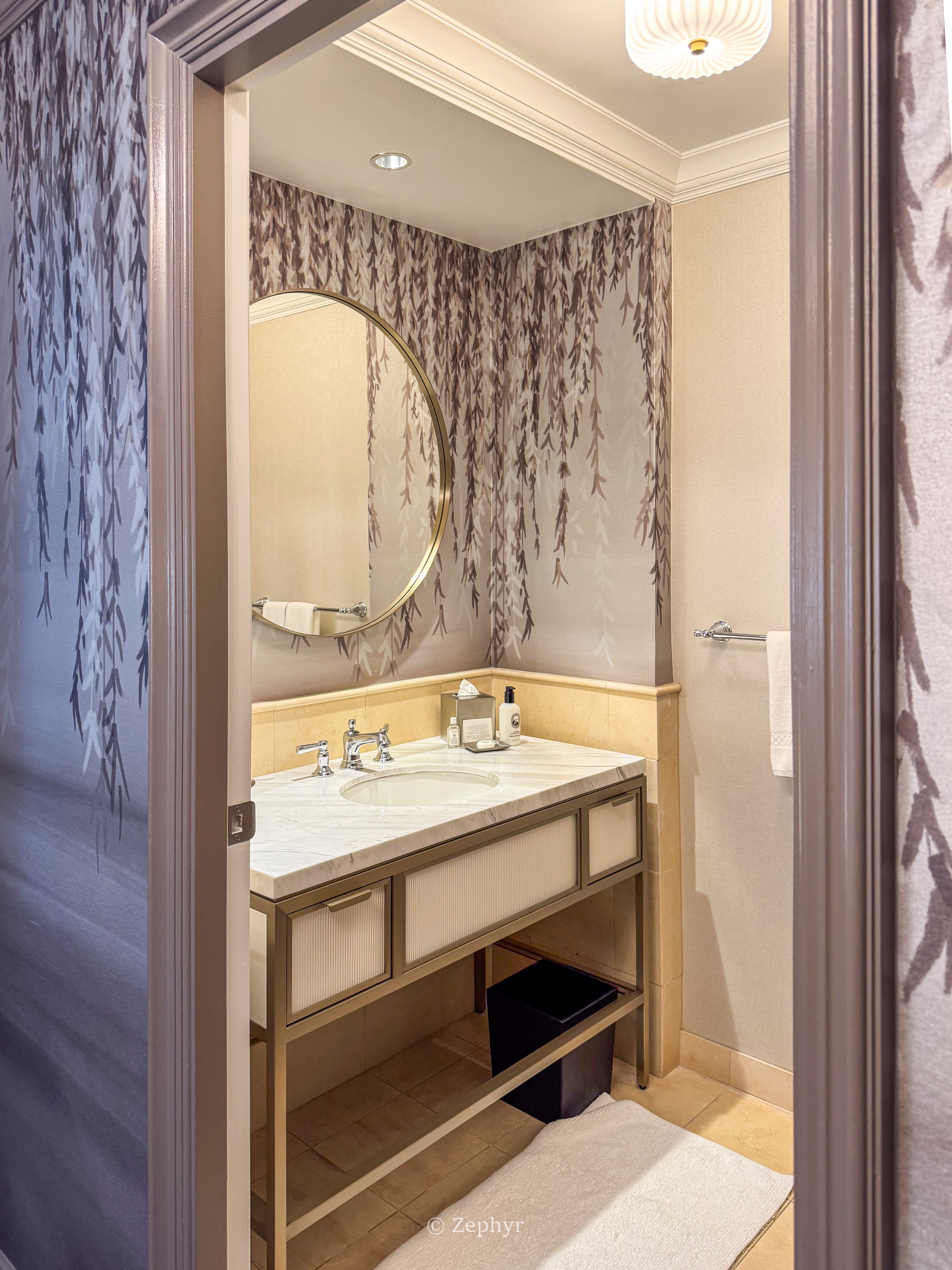 ȻһµĴ˹˼ ׷ The Ritz-Carlton, Dallas, Deluxe Suite
