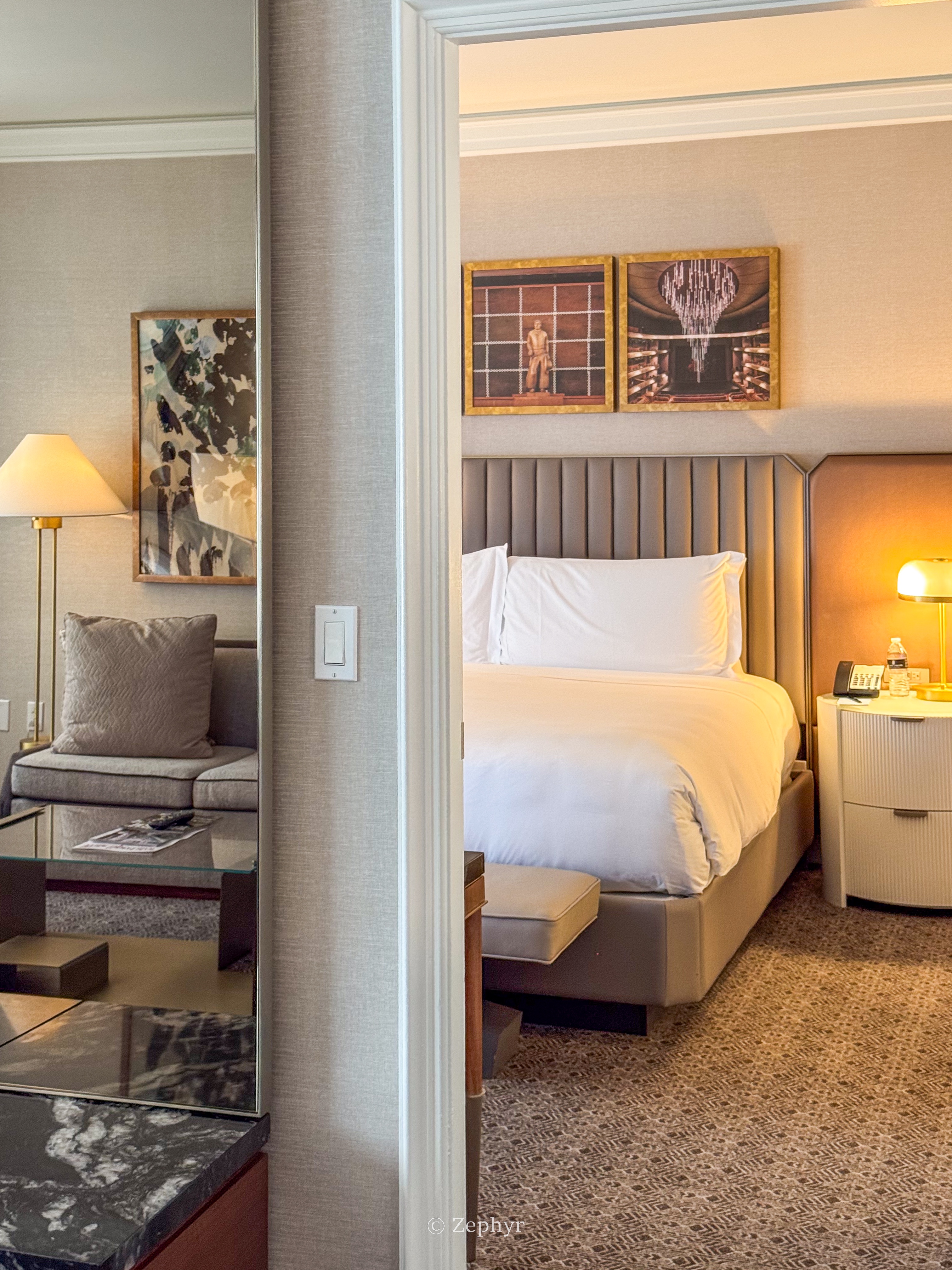 ȻһµĴ˹˼ ׷ The Ritz-Carlton, Dallas, Deluxe Suite