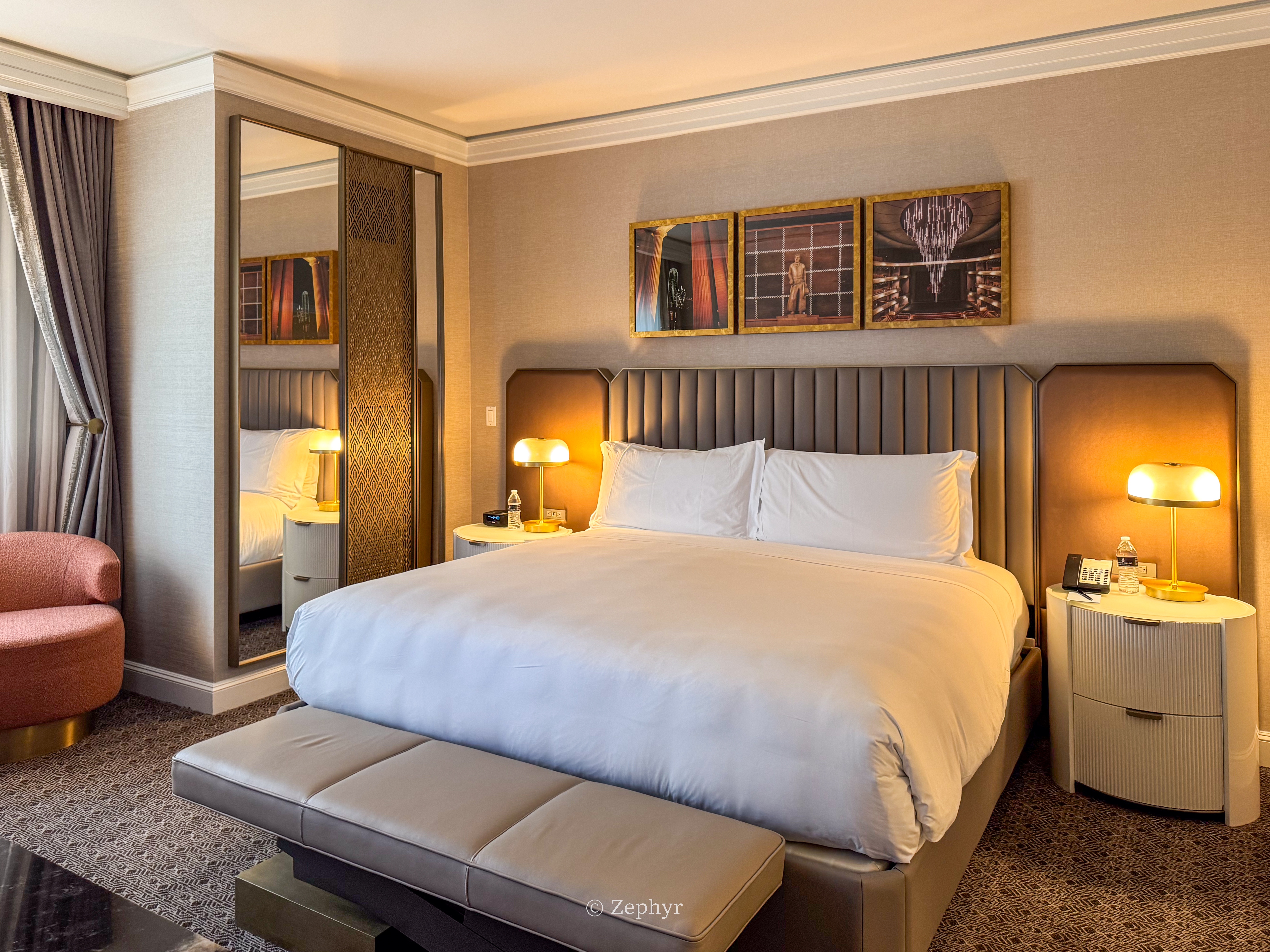 ȻһµĴ˹˼ ׷ The Ritz-Carlton, Dallas, Deluxe Suite