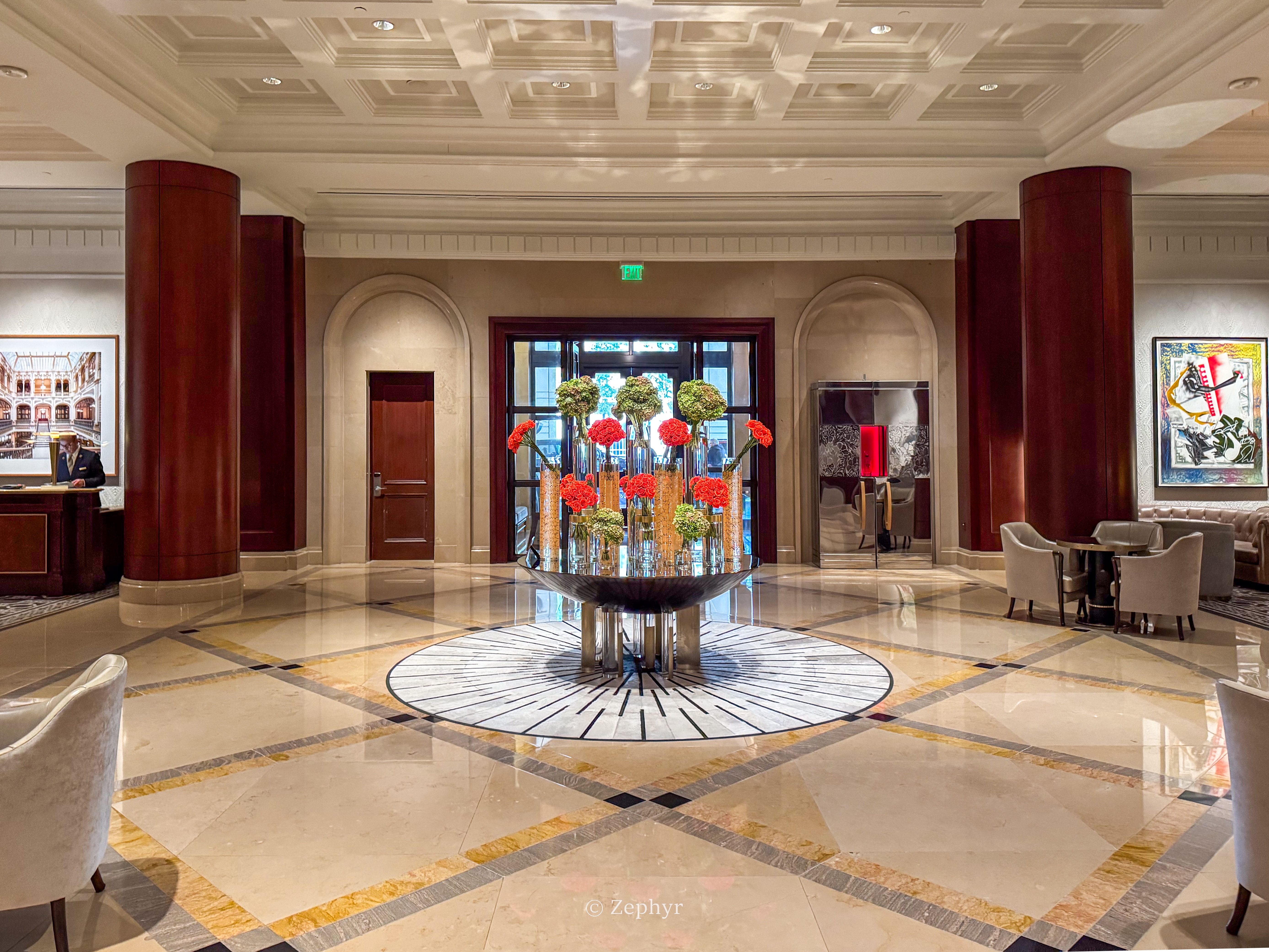 ȻһµĴ˹˼ ׷ The Ritz-Carlton, Dallas, Deluxe Suite
