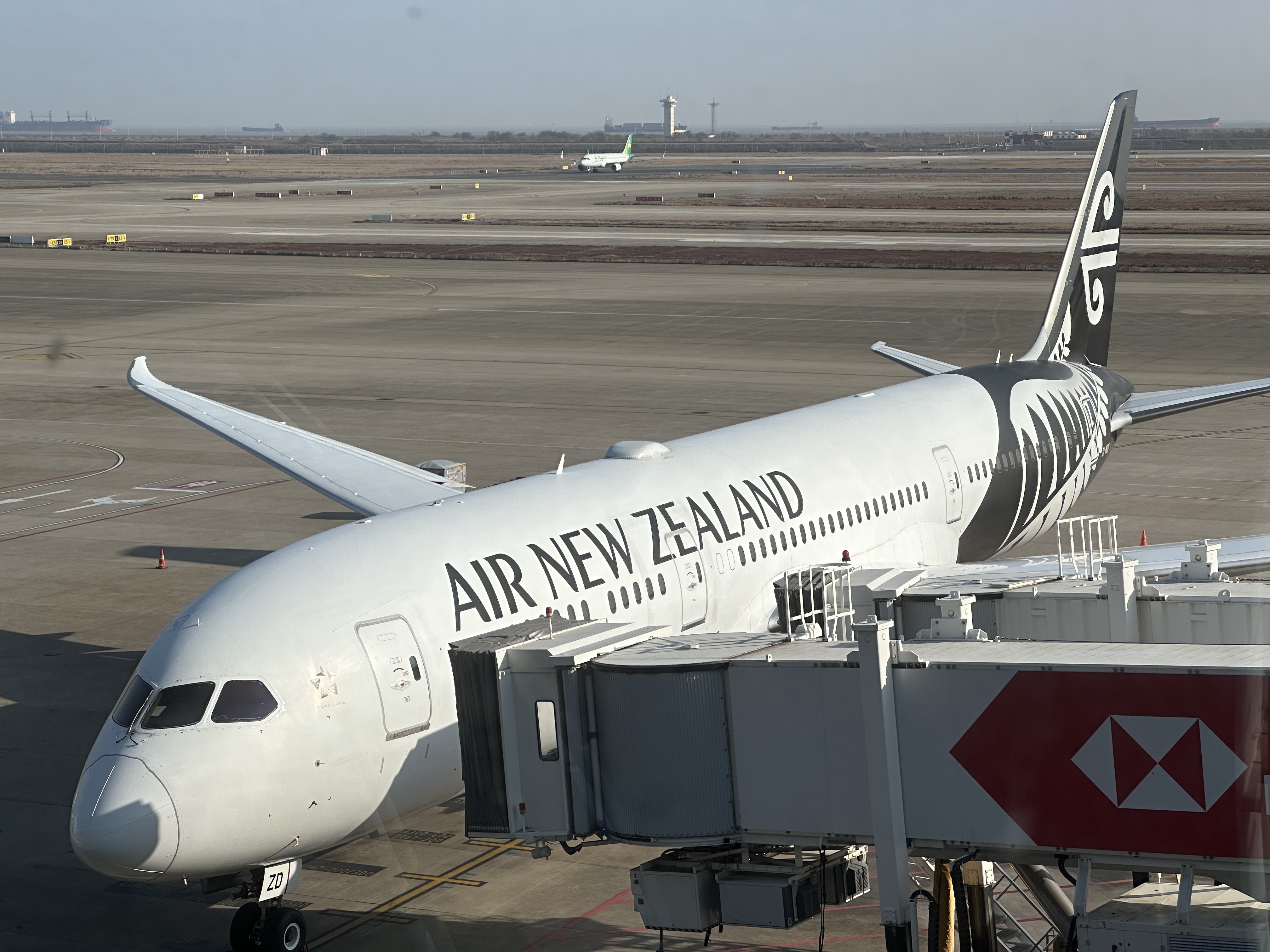 Ծ꡹777òա̡飬ϺֶPVG-Ī˹л÷SVO